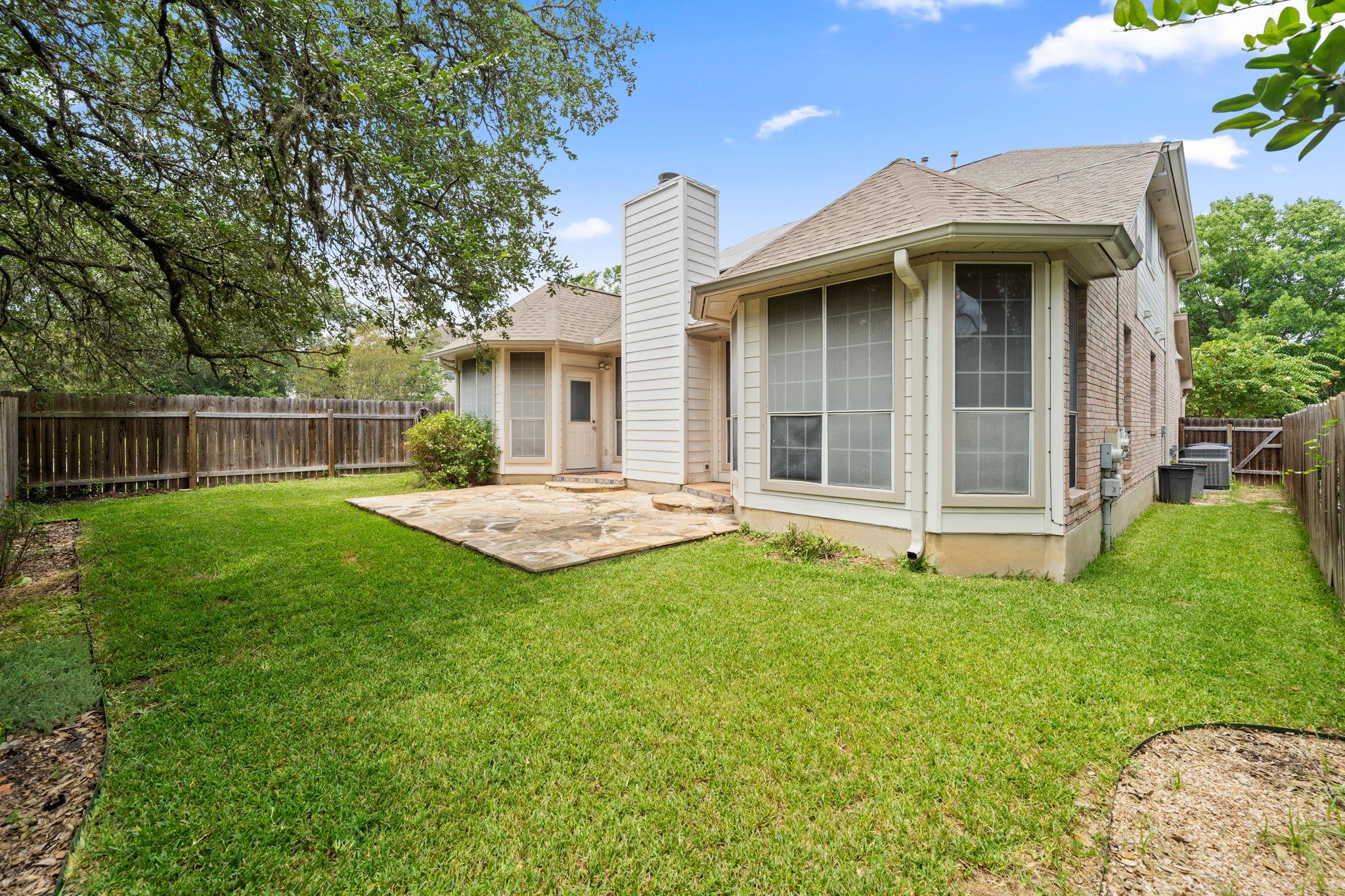 7808 Cheno Cortina Trl Property Photo 29