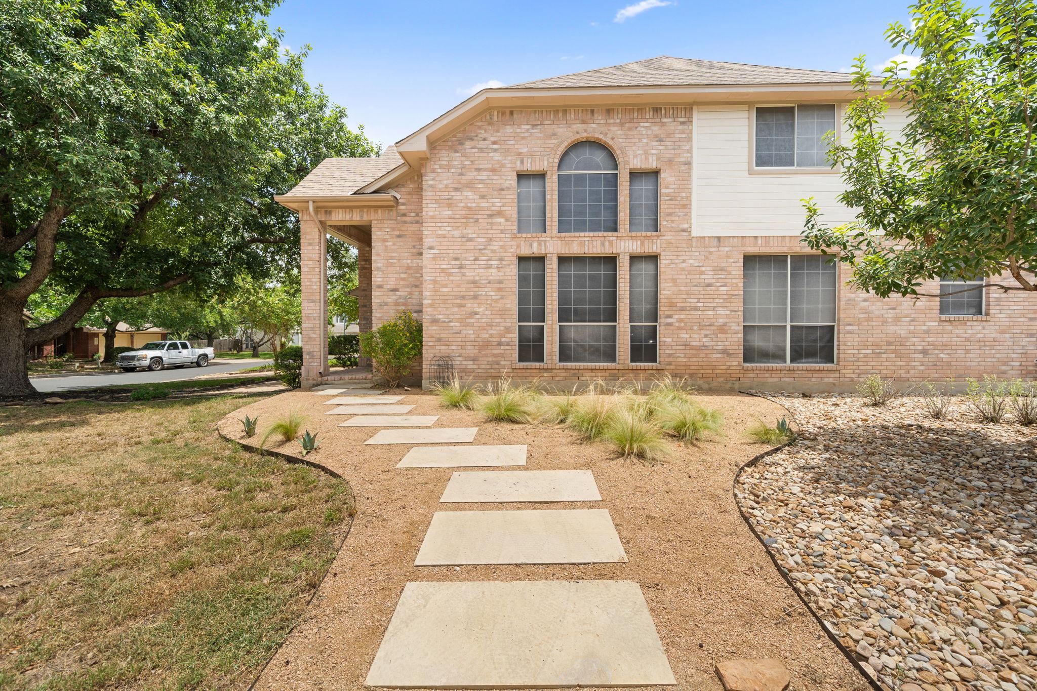 7808 Cheno Cortina Trl Property Photo 30