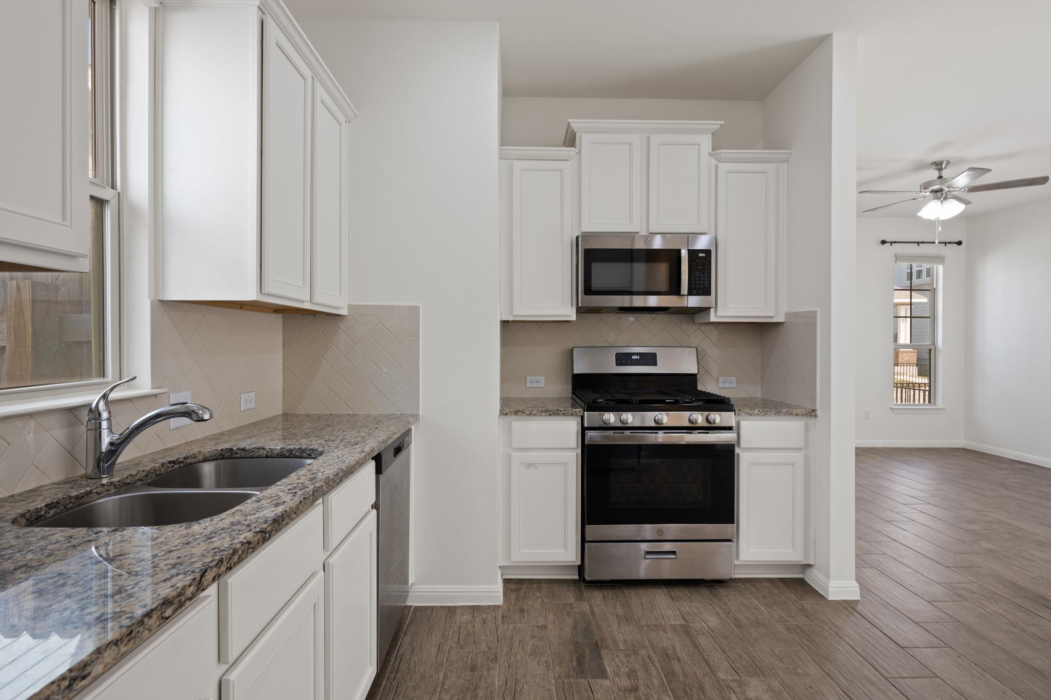 2805 Seneca Path #31 Property Photo 17