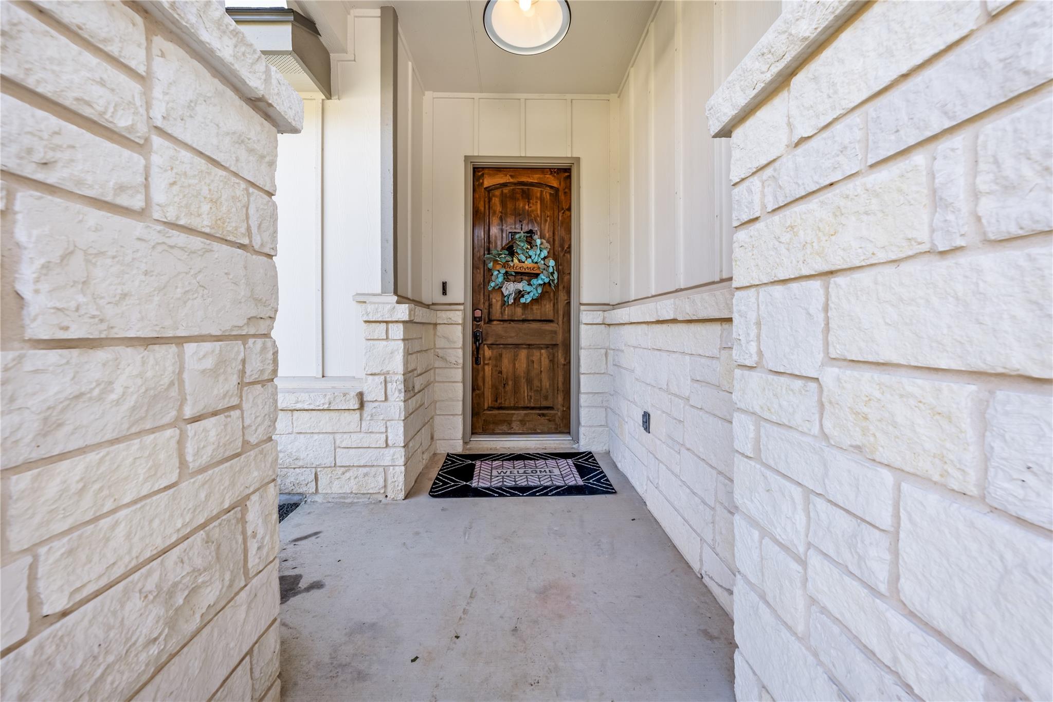 1411 Rocky Ridge Loop Property Photo 2