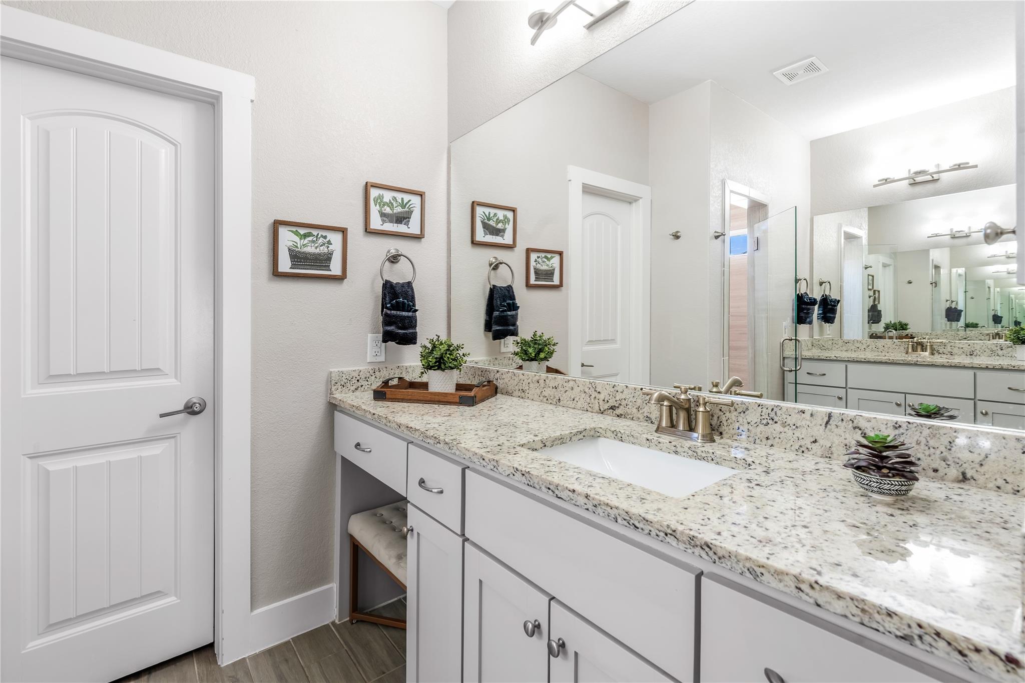 1411 Rocky Ridge Loop Property Photo 12