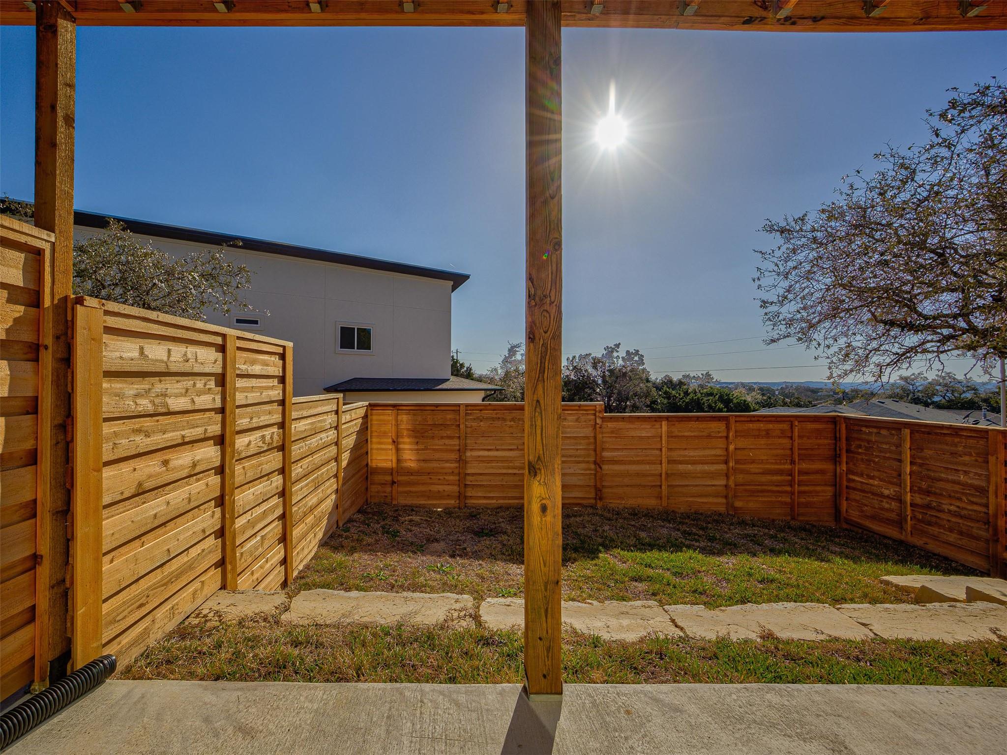 20507 Bonanza St #b Property Photo 3