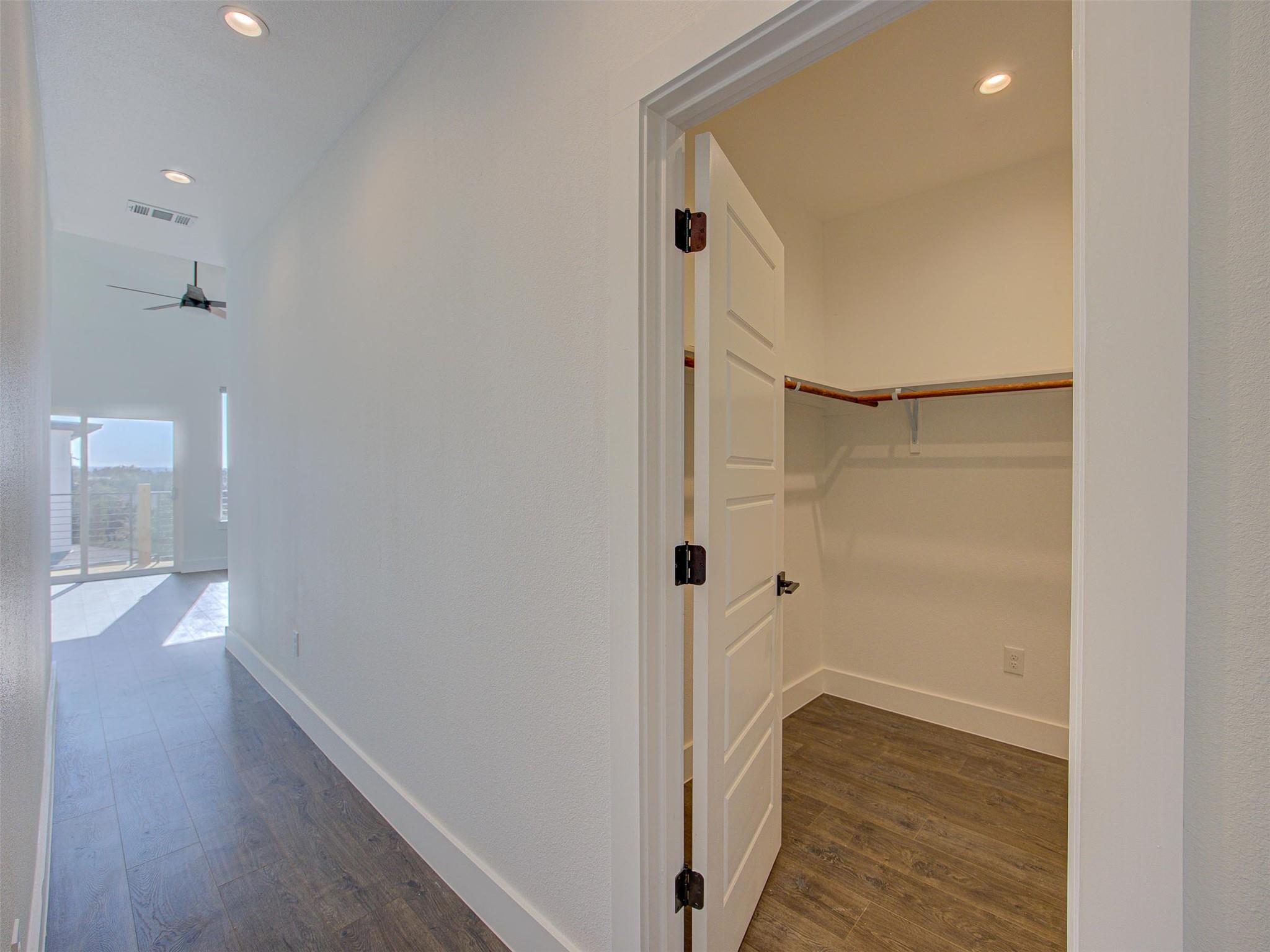 20507 Bonanza St #b Property Photo 24