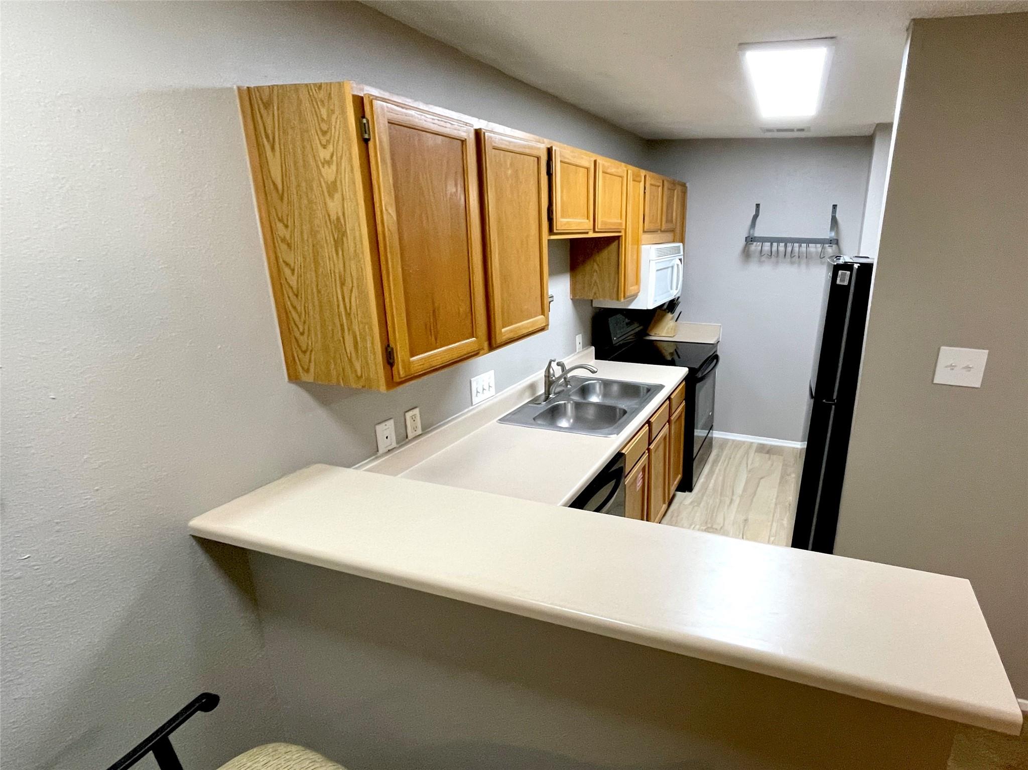 3115 Helms St 104 Property Photo 14