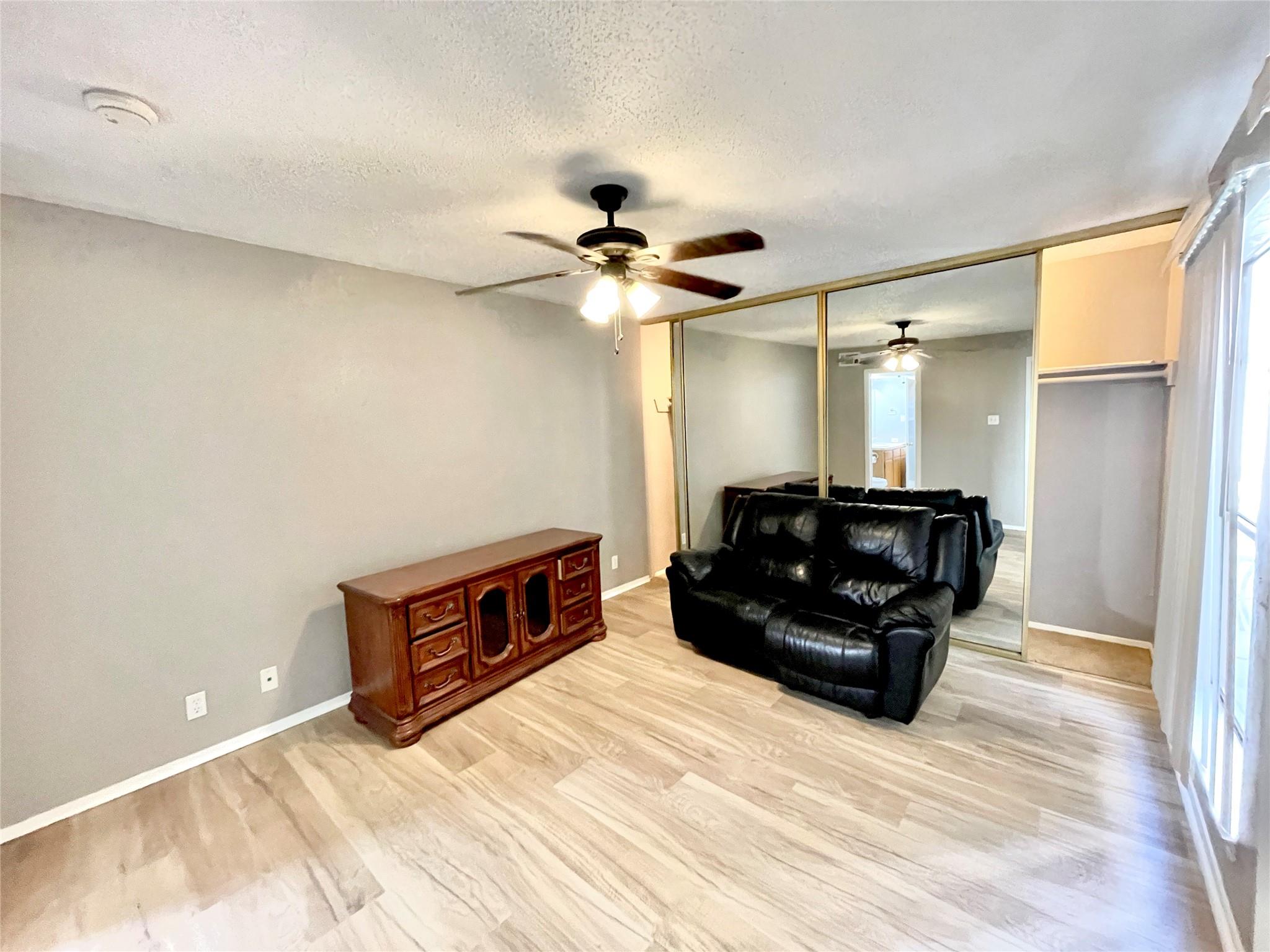 3115 Helms St 104 Property Photo 24
