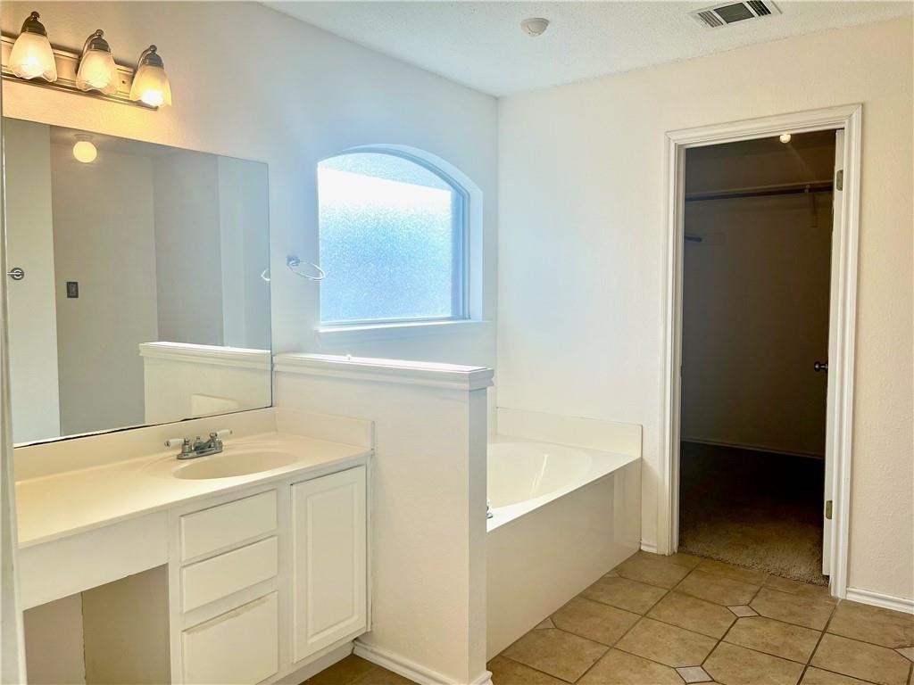 16831 Bailey Jean Dr Property Photo 9