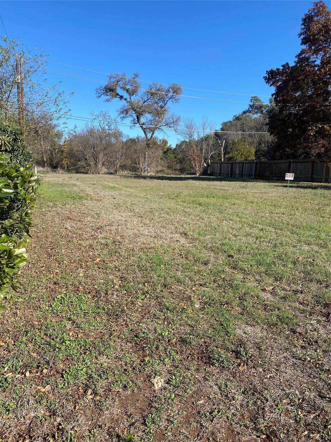 5104 Summerset Trl Property Photo 5