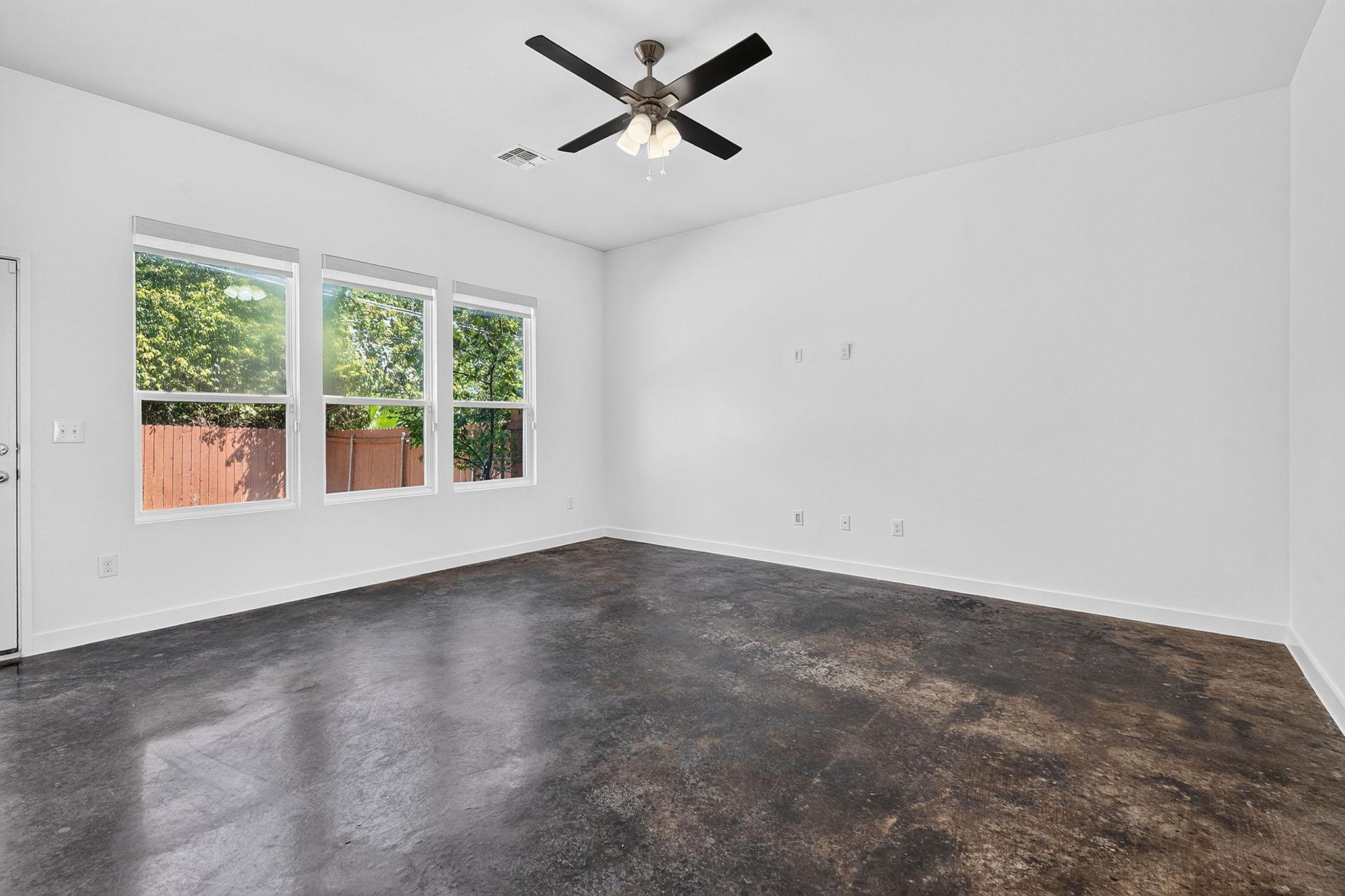 1404 Limelight Ln Property Photo 8