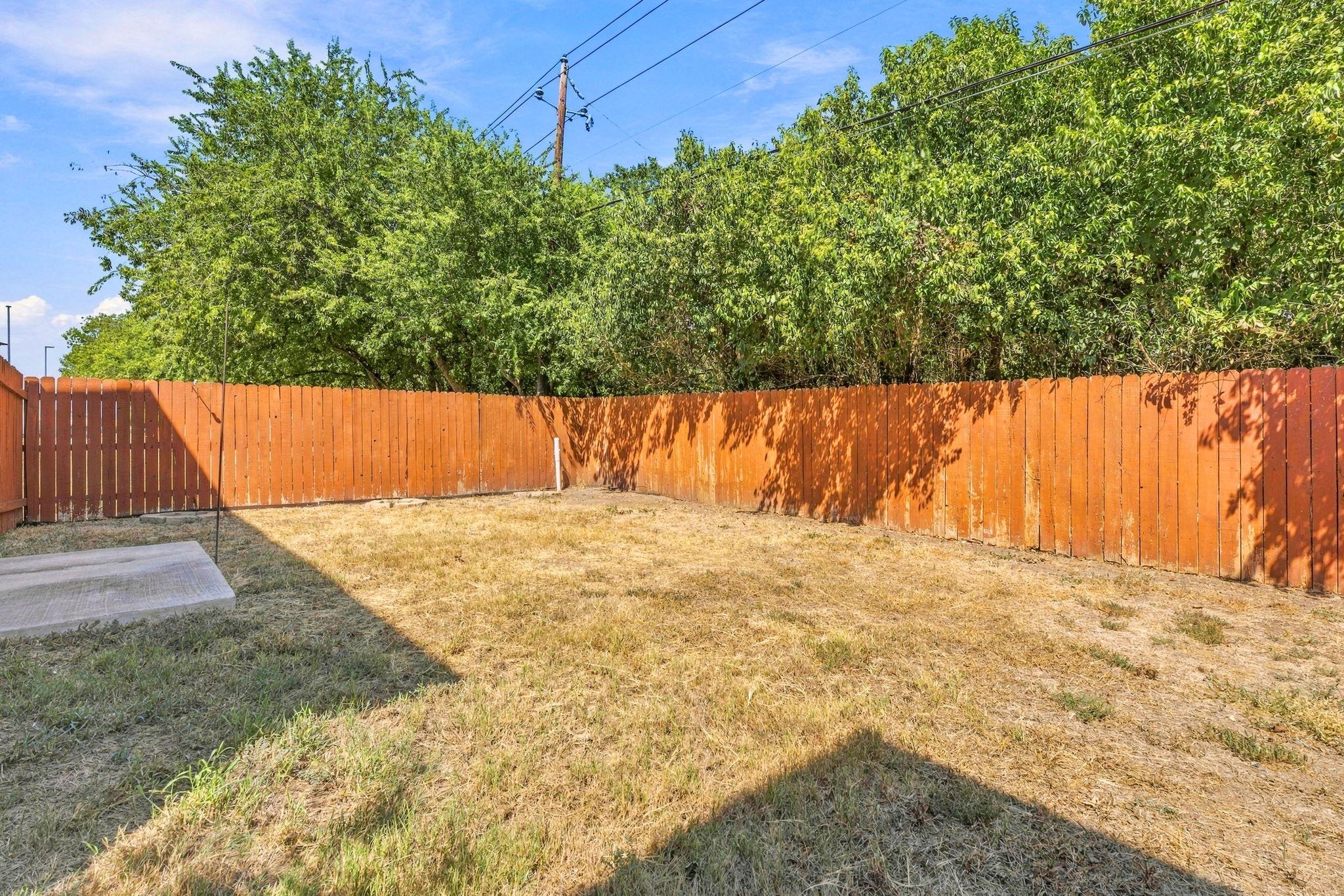 1404 Limelight Ln Property Photo 25