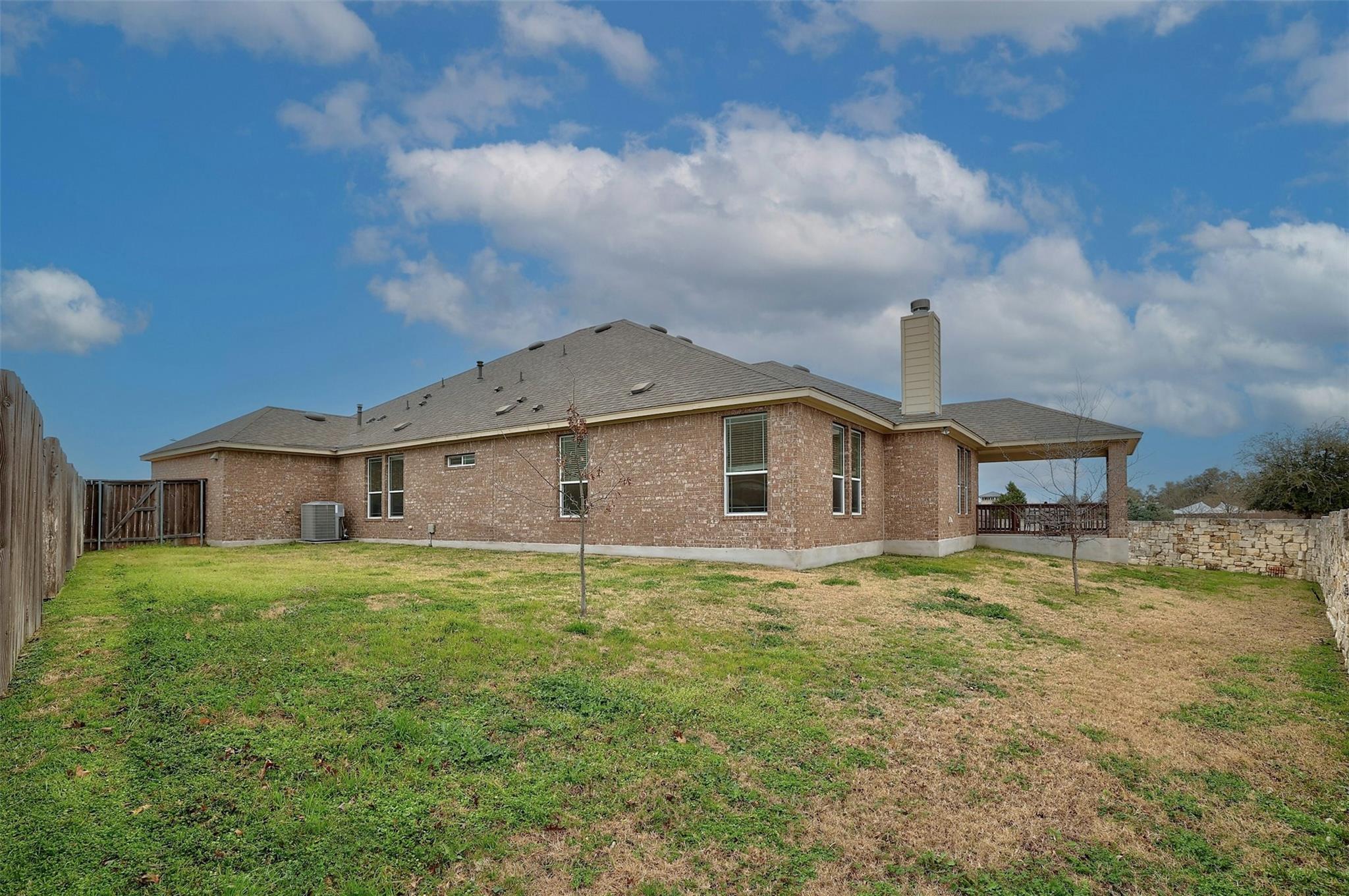 1228 Brenham Ln Property Photo 5