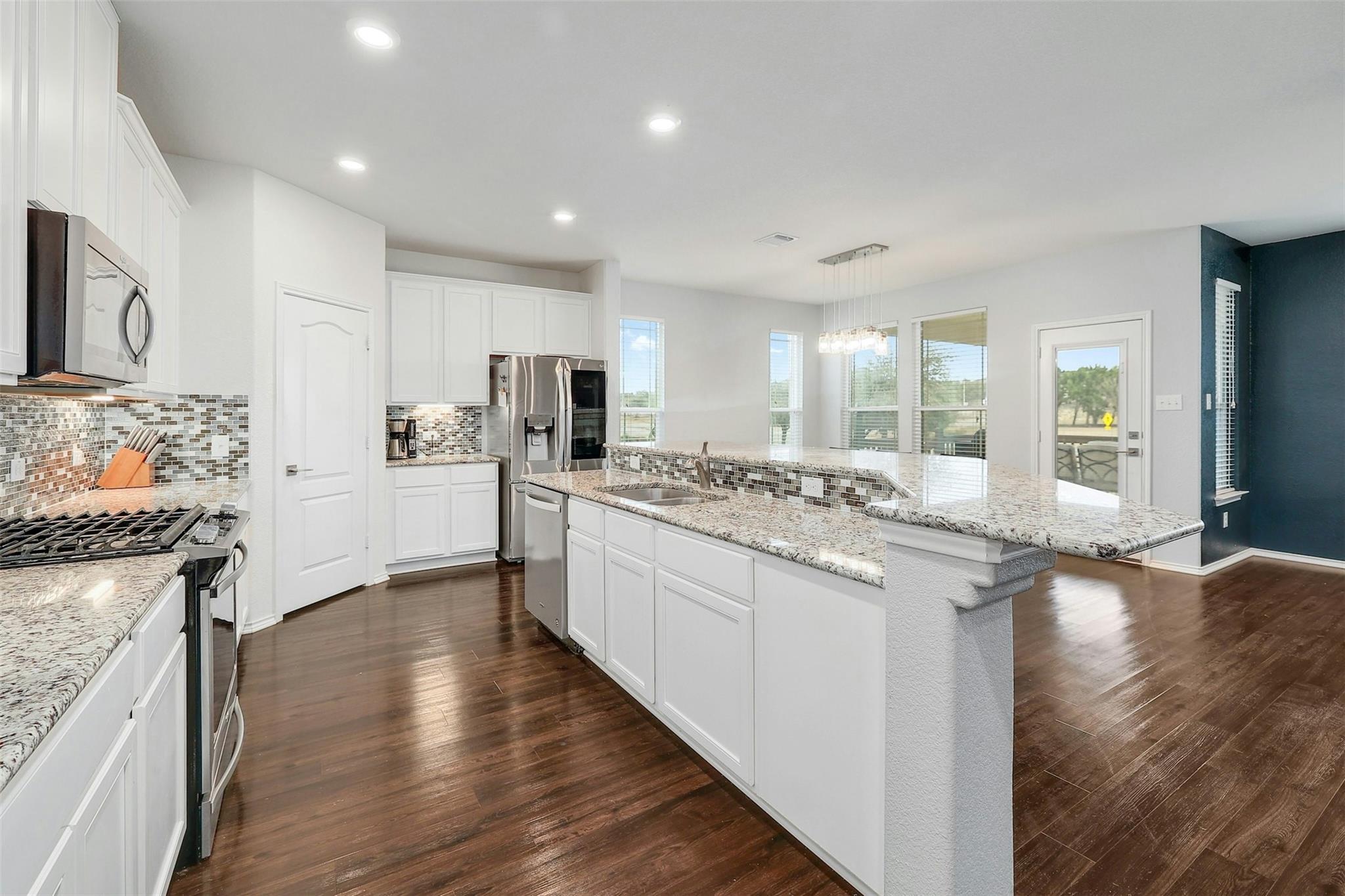 1228 Brenham Ln Property Photo 14