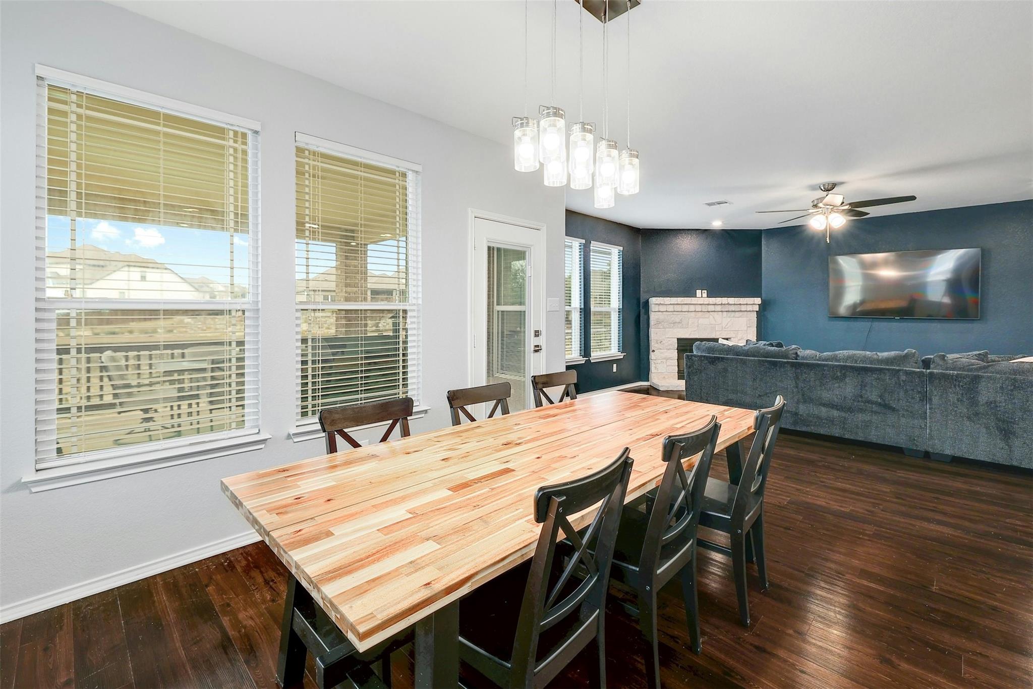 1228 Brenham Ln Property Photo 18