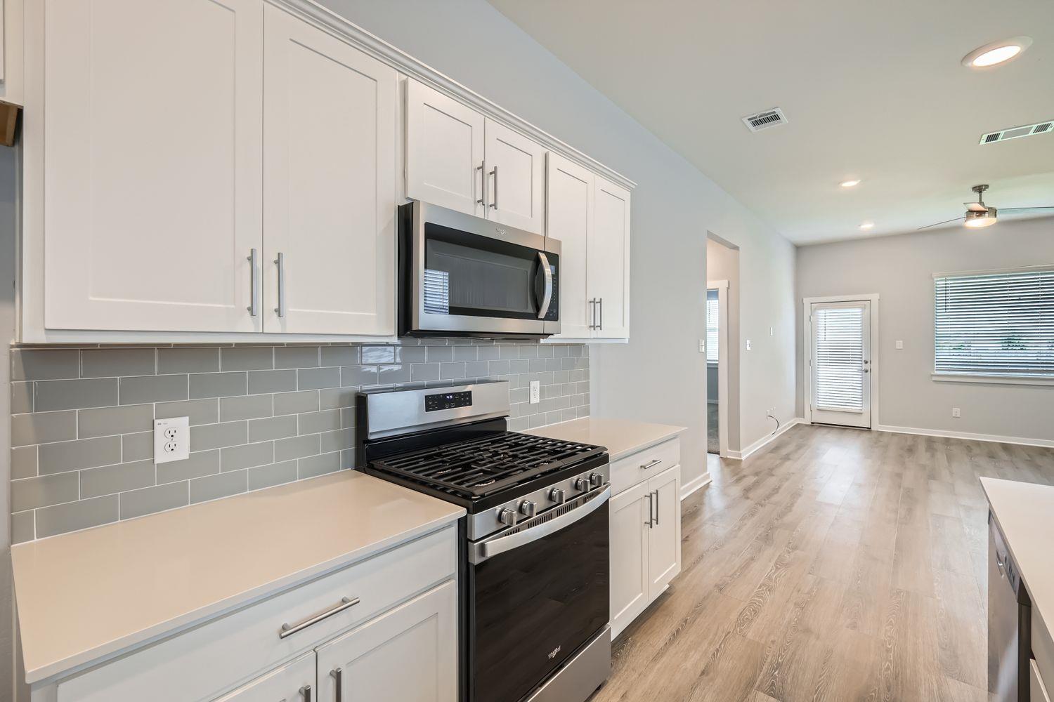 222 New Hampton Way Property Photo 12