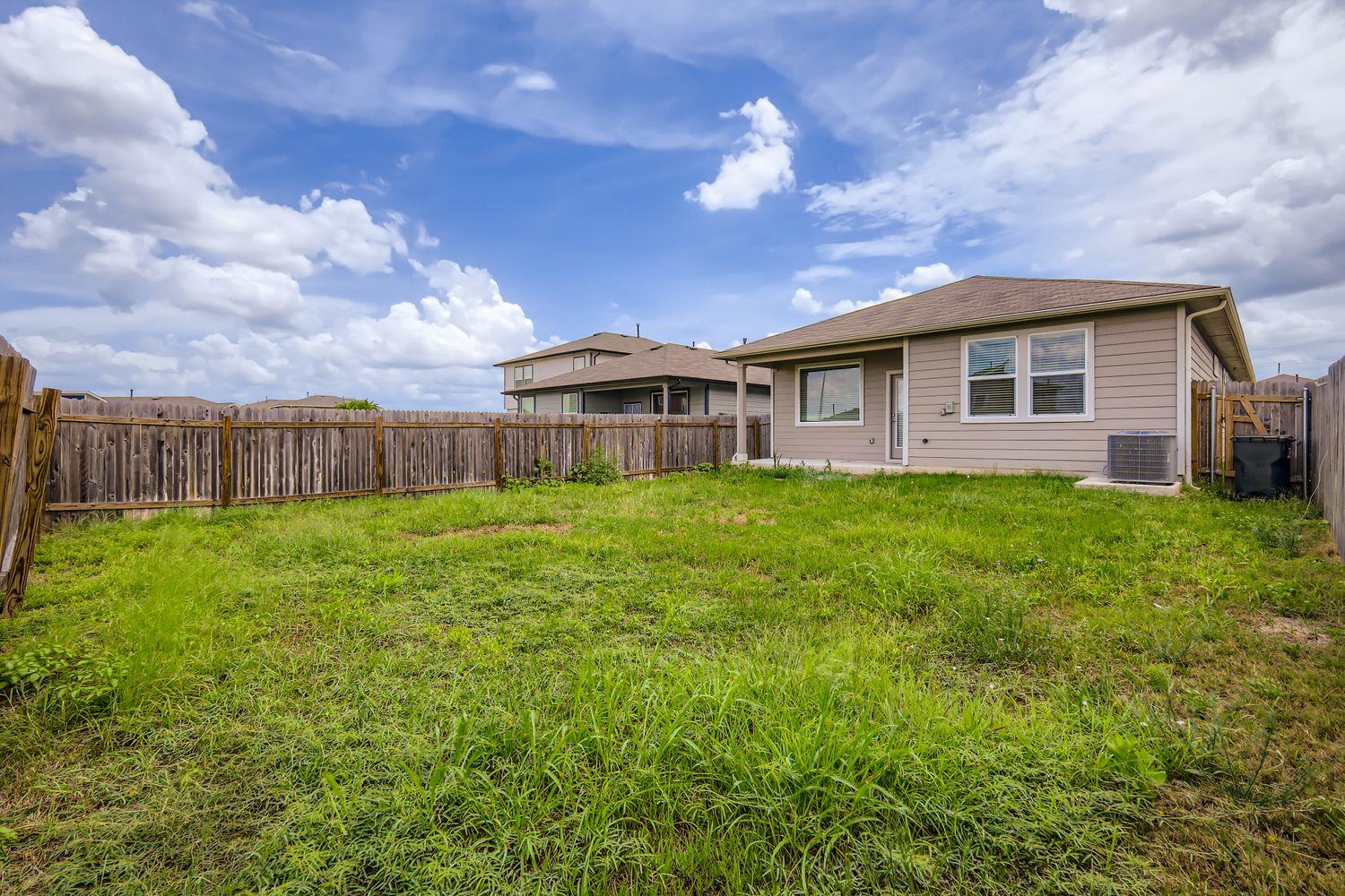 222 New Hampton Way Property Photo 27