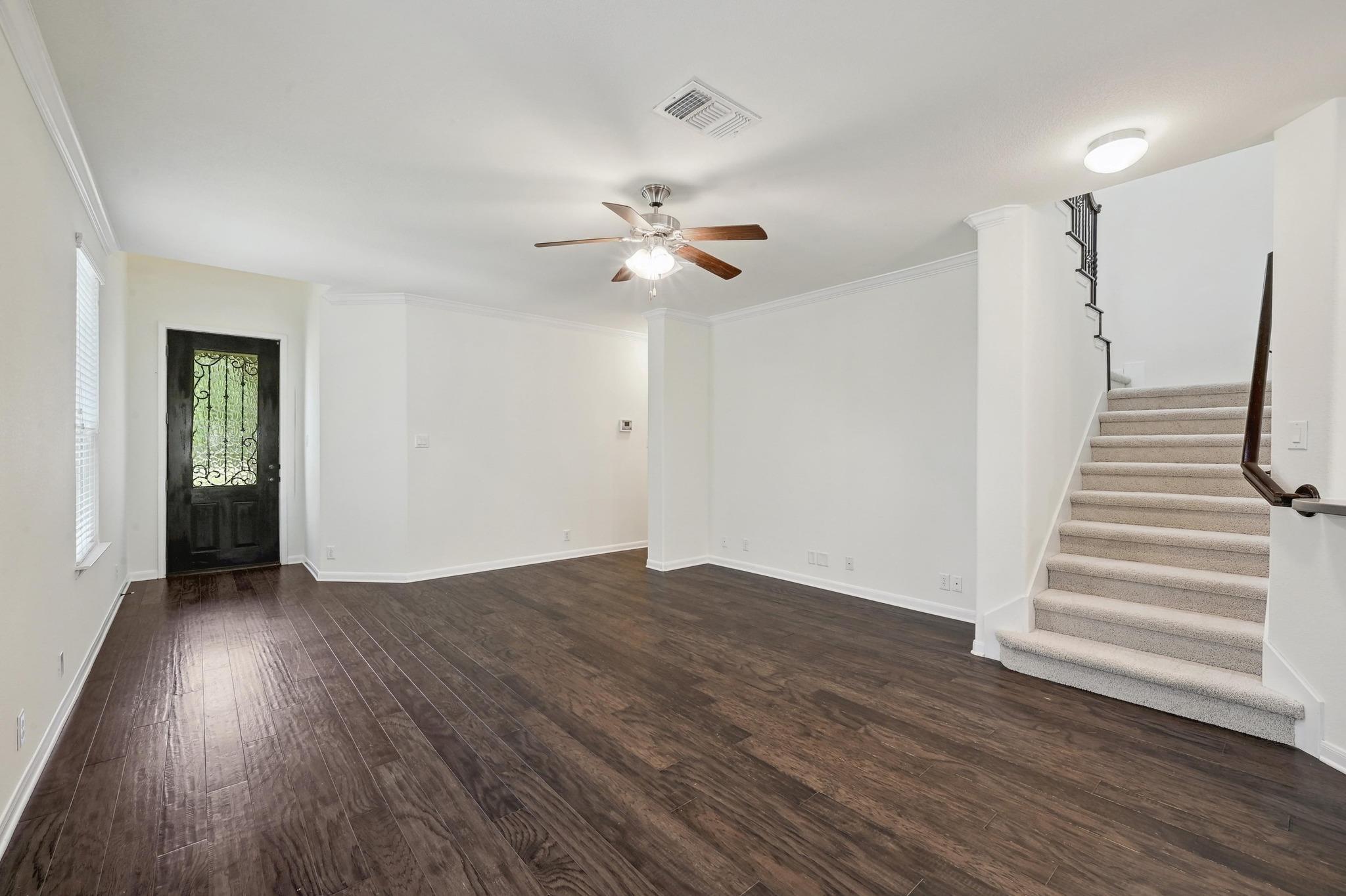503 S Meadowlark St B Property Photo 2