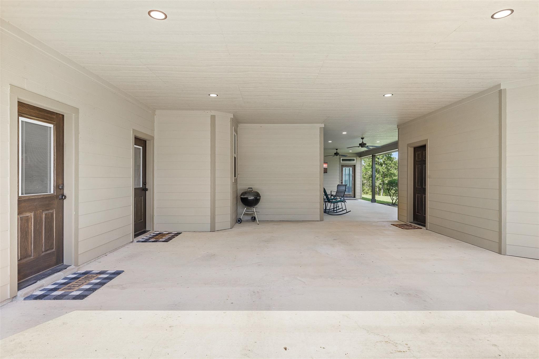 1306 22 Hills Rd Property Photo 5