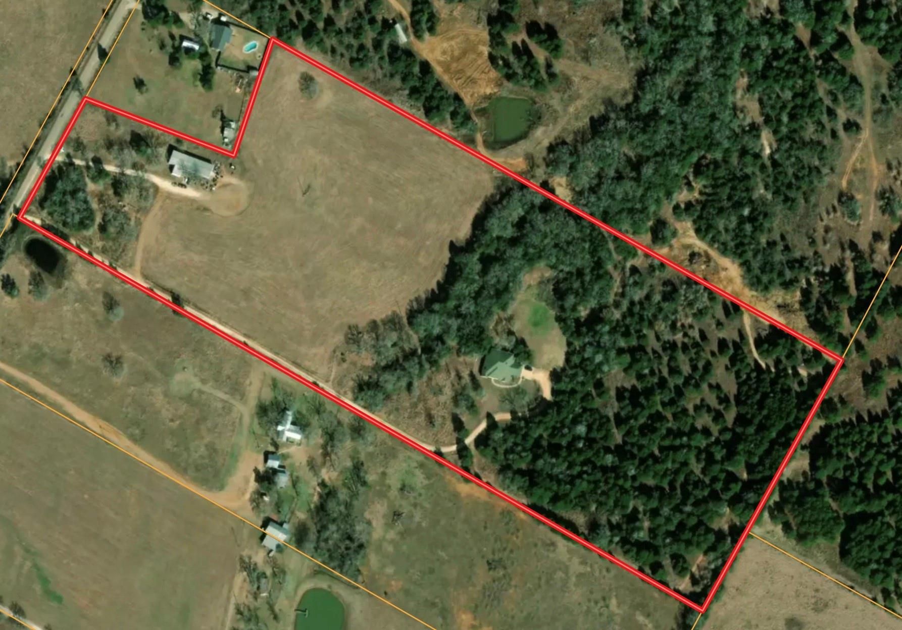 741 Knobbs Rd Property Photo