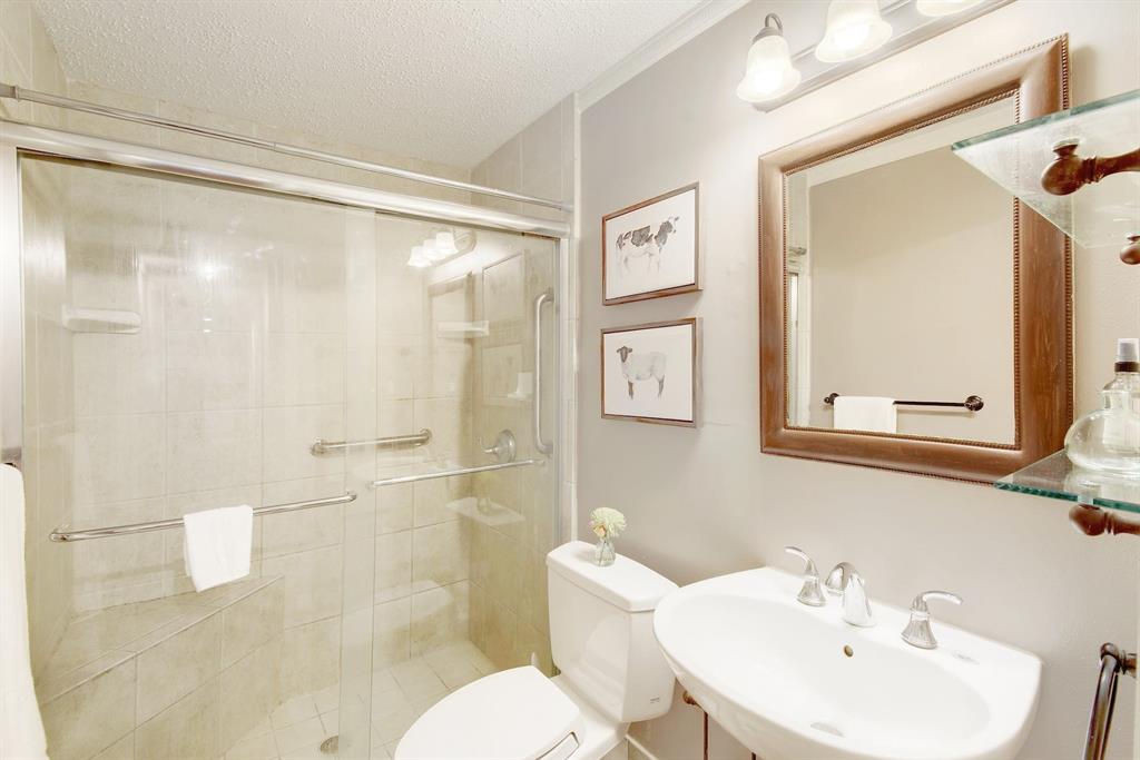 105 Deep Lake Cir Property Photo 14
