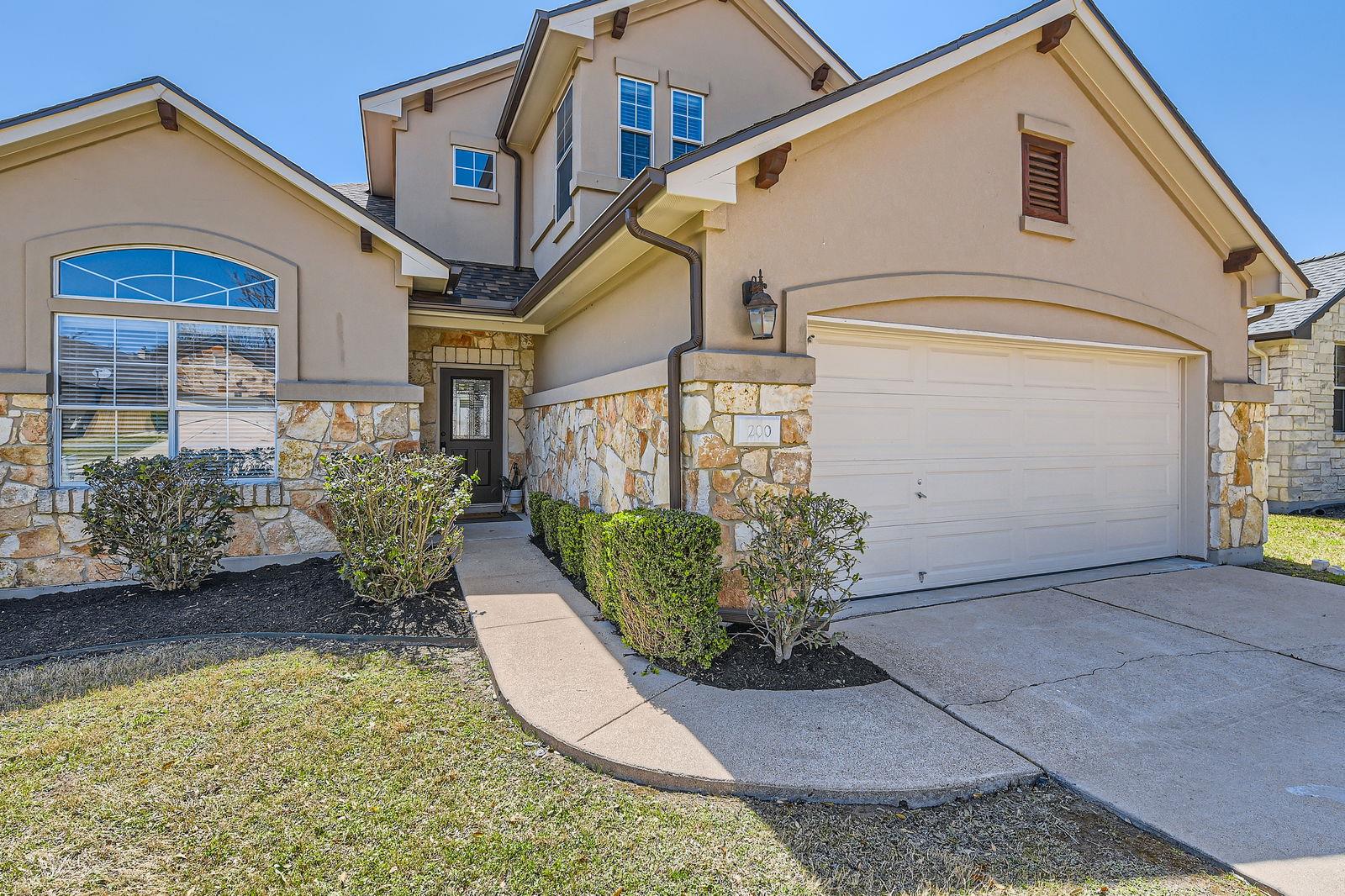 200 Kiras Ct Property Photo
