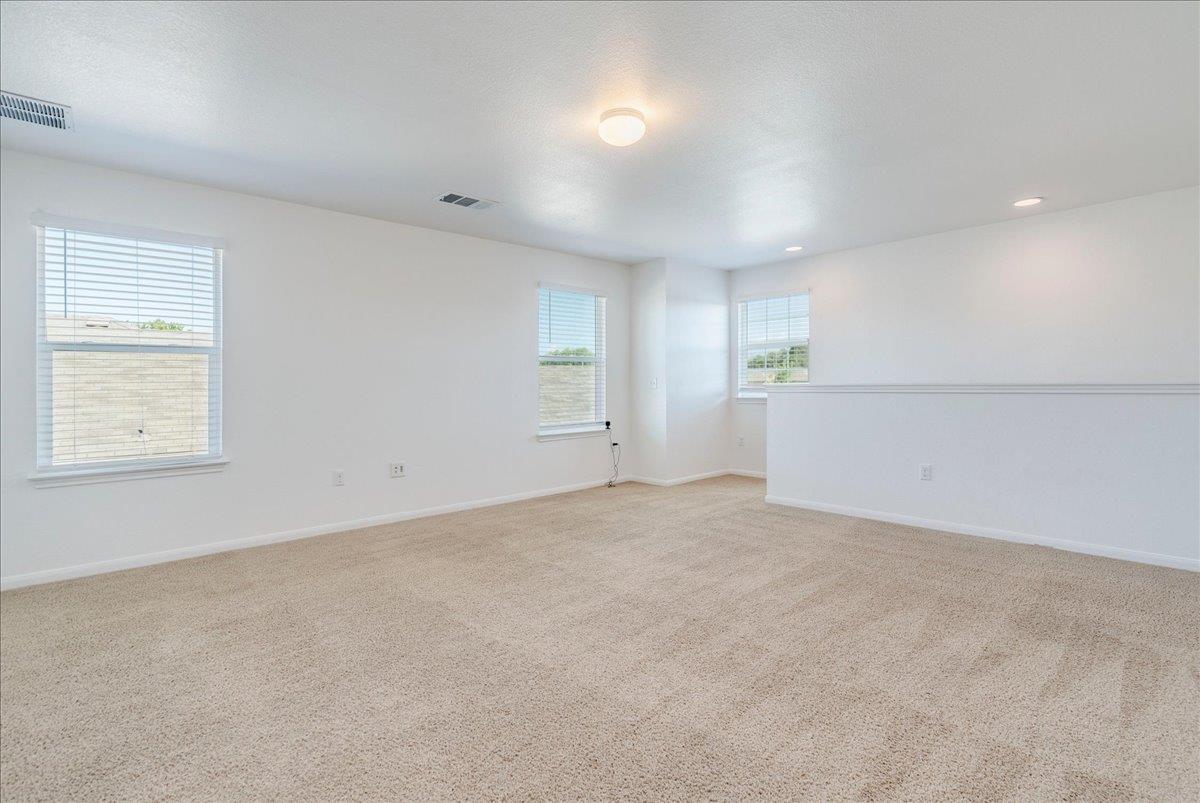 121 Coleto Creek Loop Property Photo 24