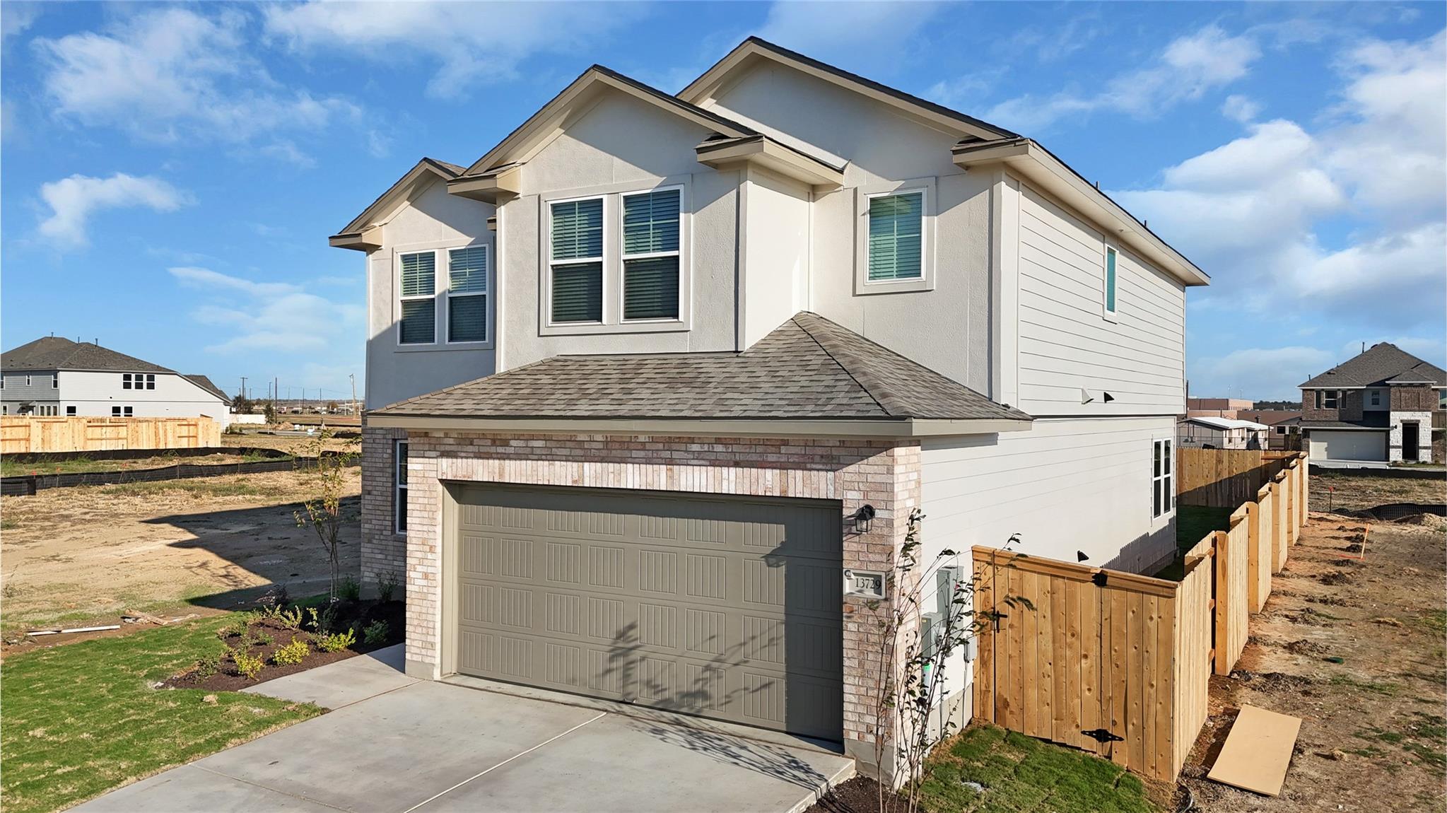13729 Scarlett Song Dr Property Photo 2
