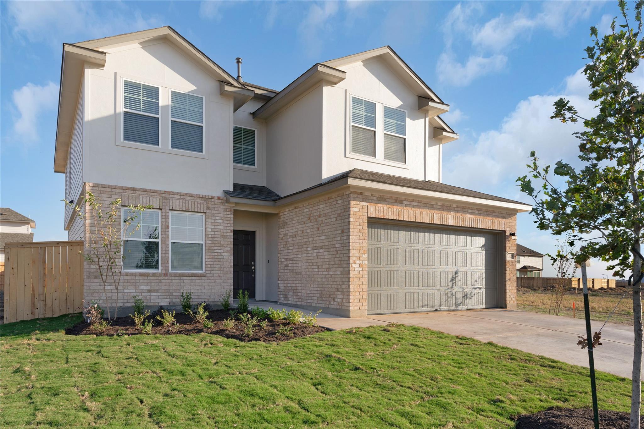 13729 Scarlett Song Dr Property Photo 3