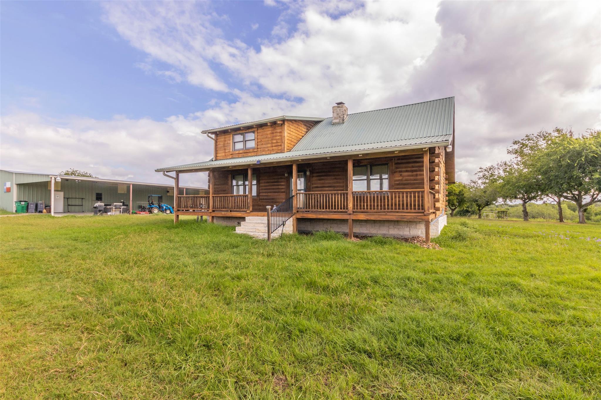 350 Hillview Rd Property Photo 12