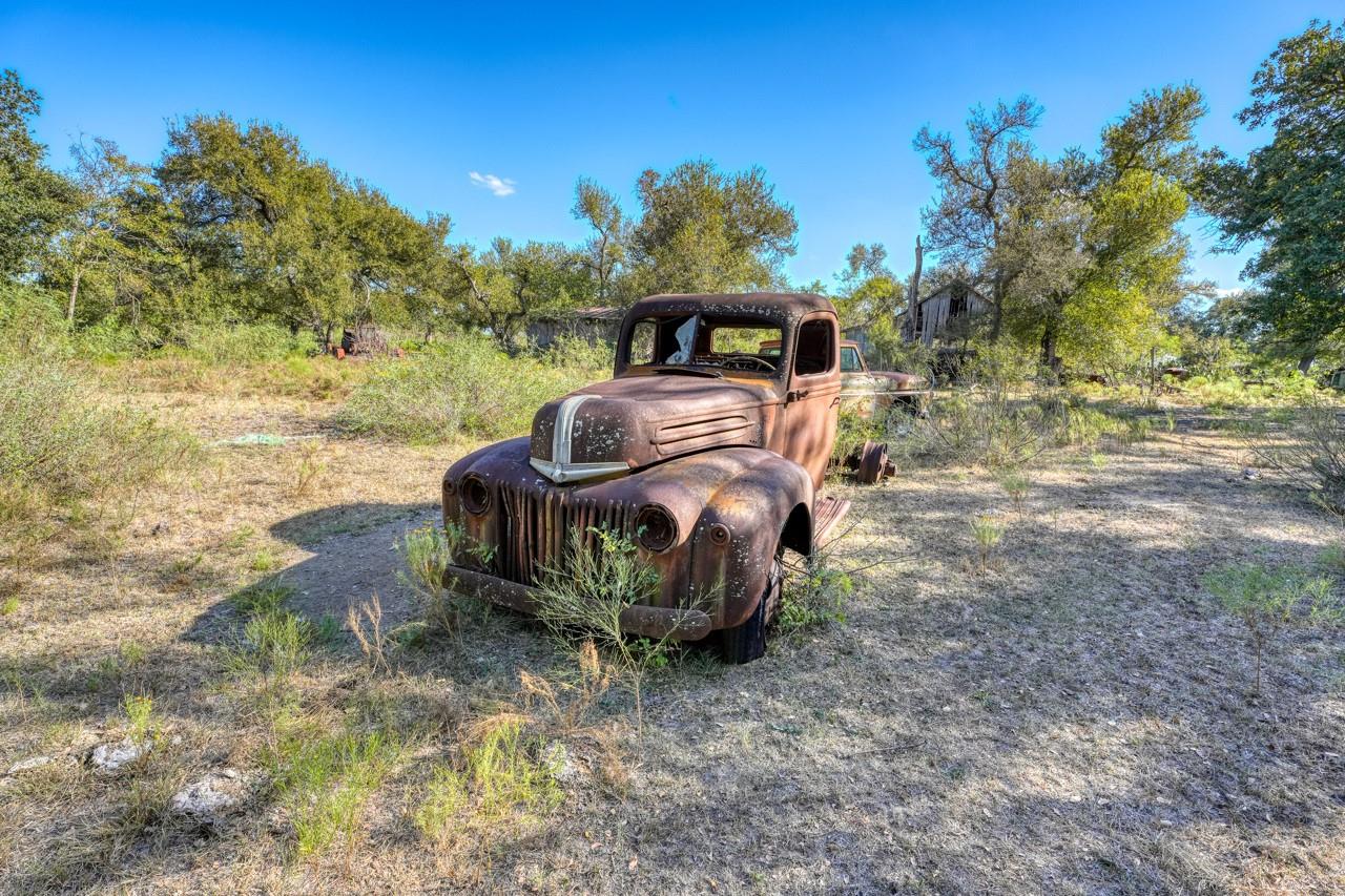 12222 N Fm 487 Property Photo 4