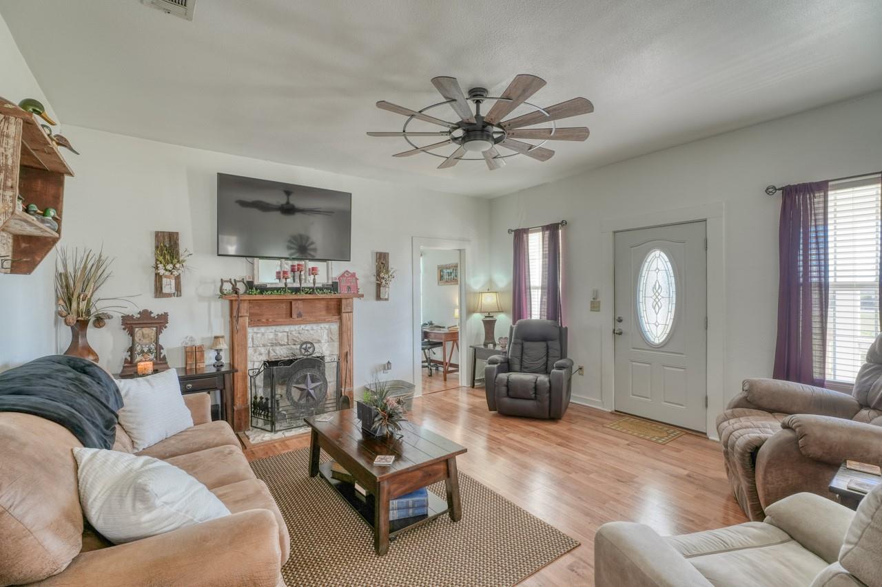 12222 N Fm 487 Property Photo 5