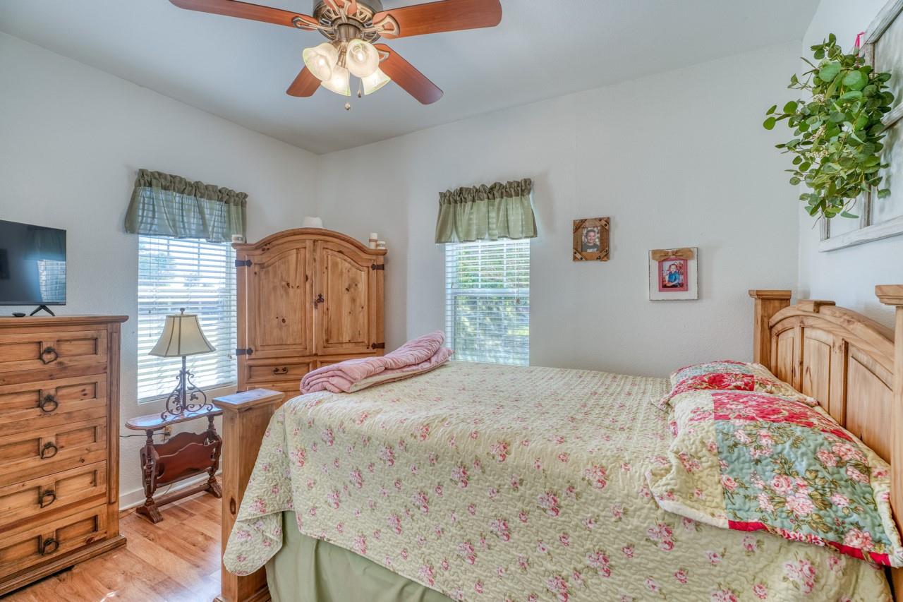 12222 N Fm 487 Property Photo 18