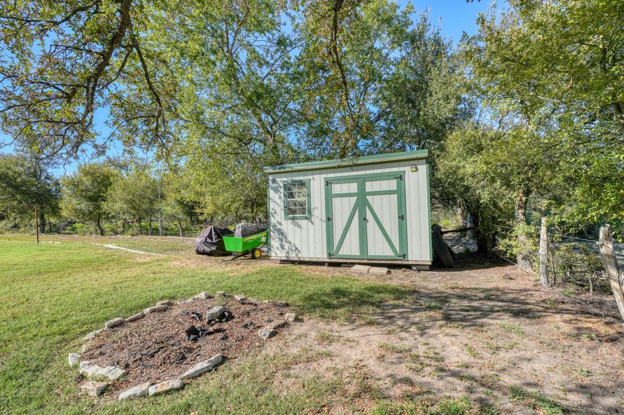 12222 N Fm 487 Property Photo 19