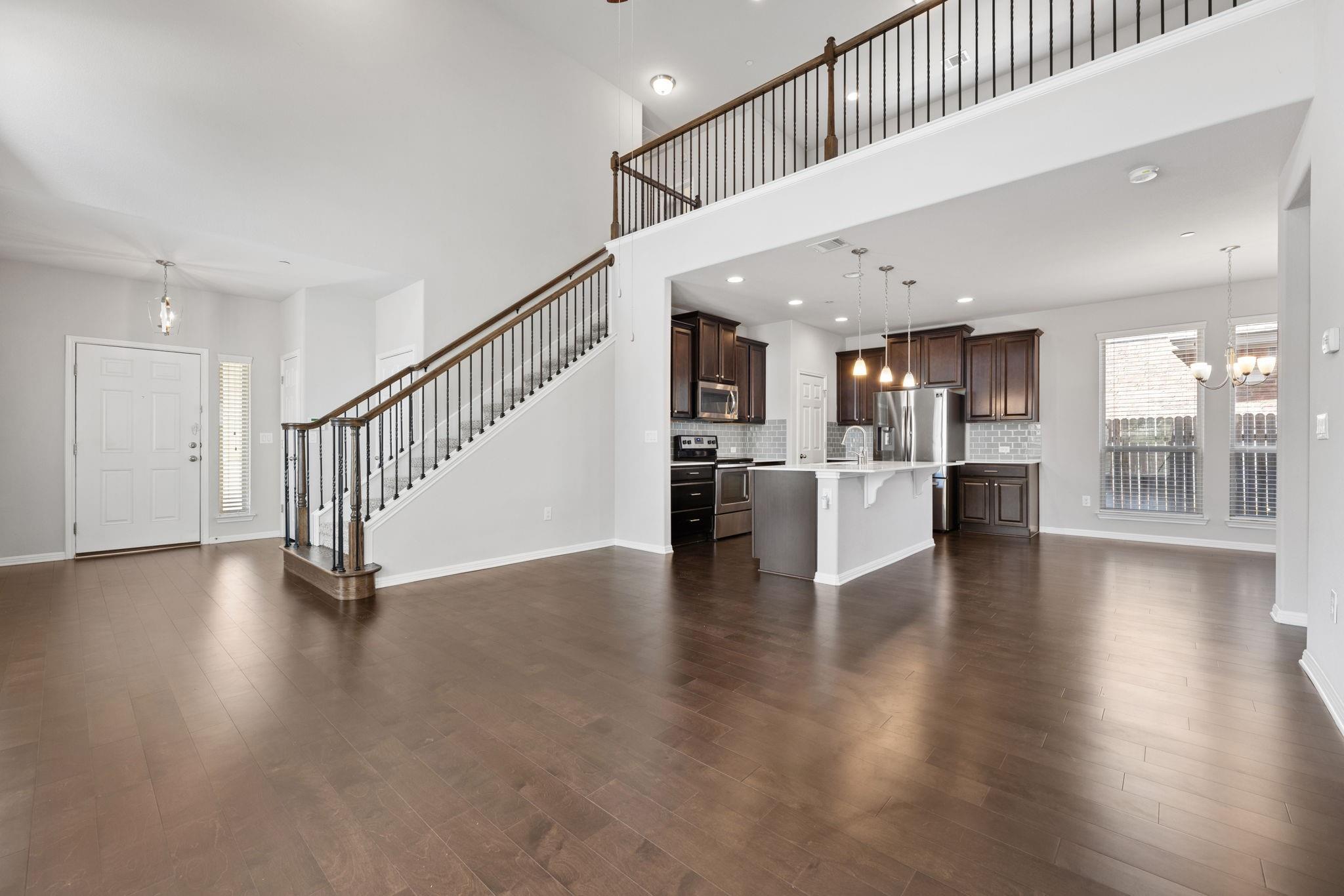3240 E Whitestone Blvd #80 Property Photo 4