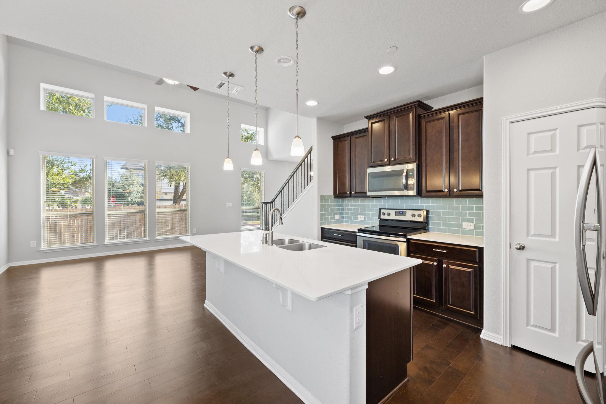 3240 E Whitestone Blvd #80 Property Photo 7