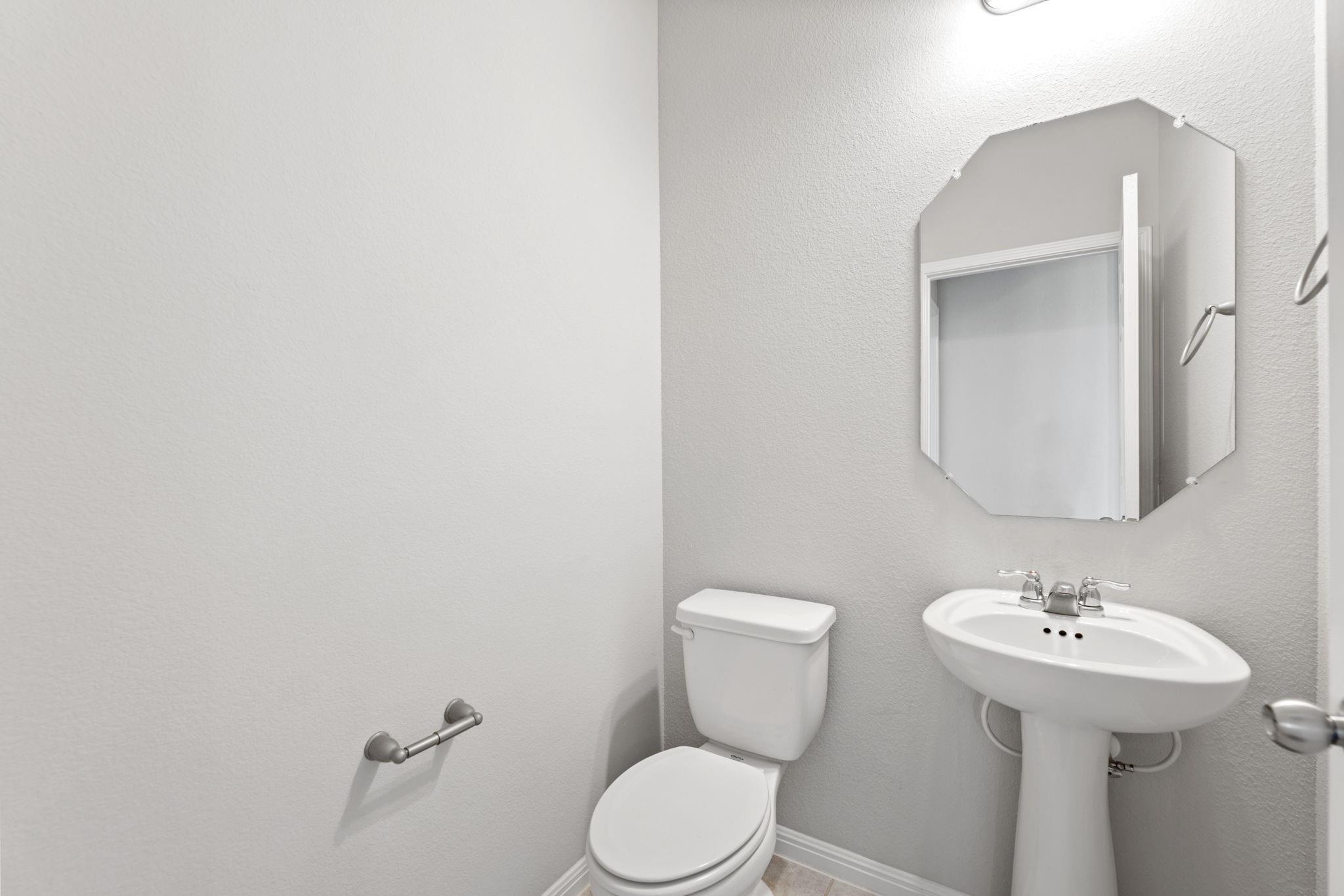 3240 E Whitestone Blvd #80 Property Photo 13