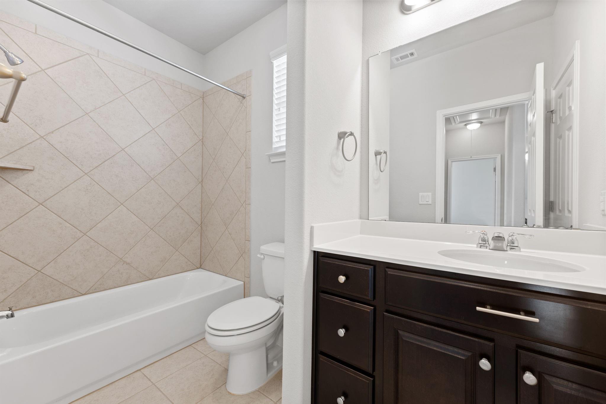 3240 E Whitestone Blvd #80 Property Photo 21