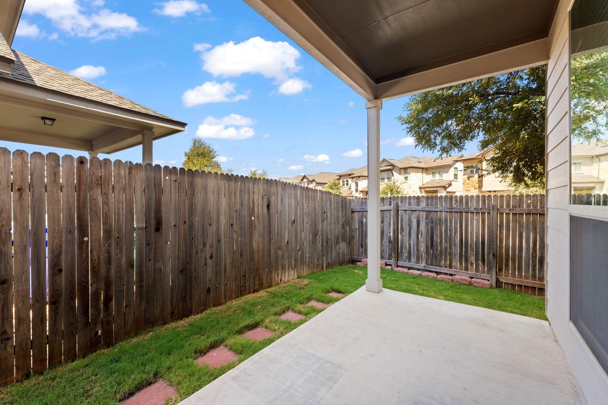 3240 E Whitestone Blvd #80 Property Photo 25