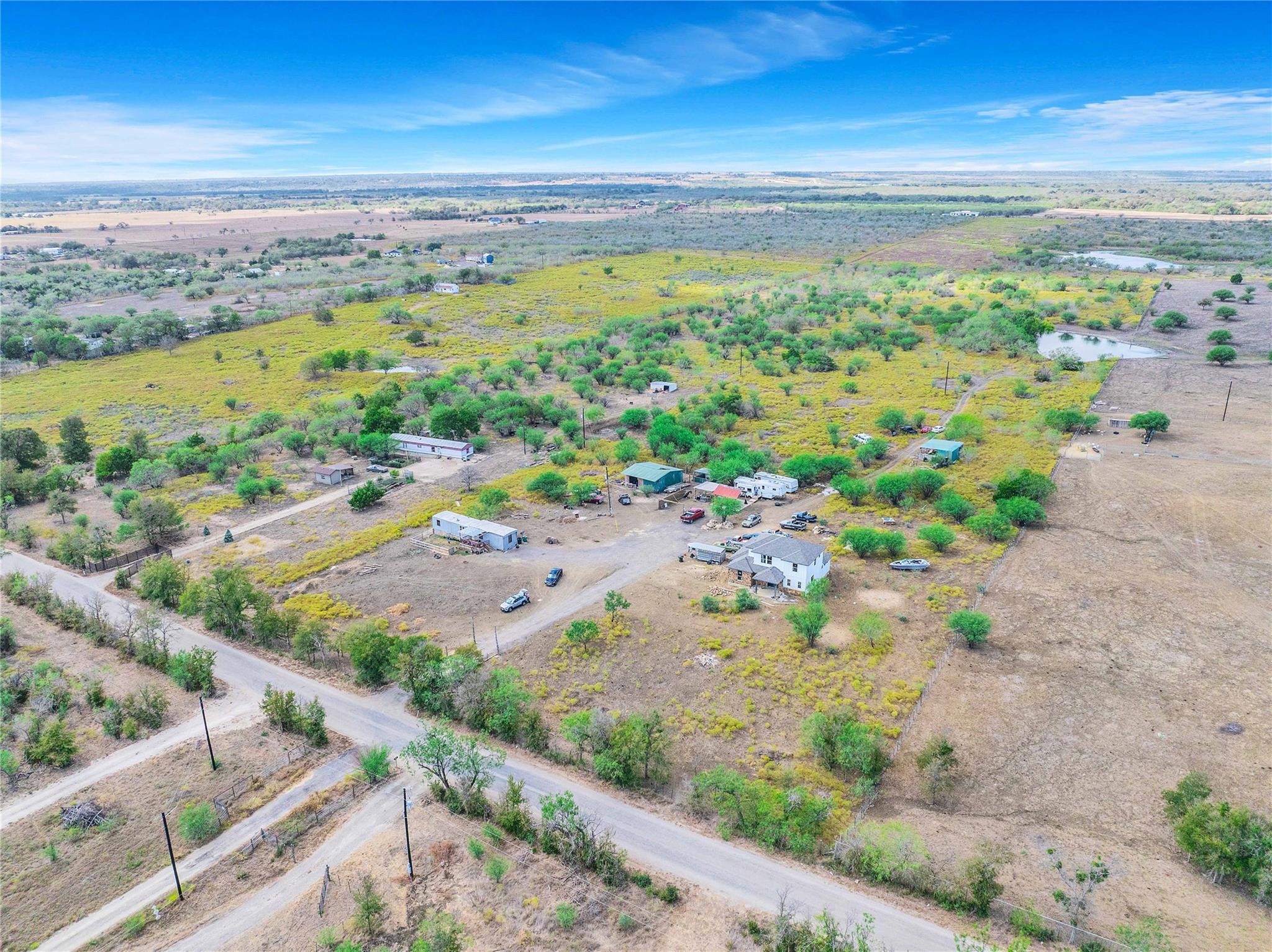 000 Dry Creek Rd Property Photo 4