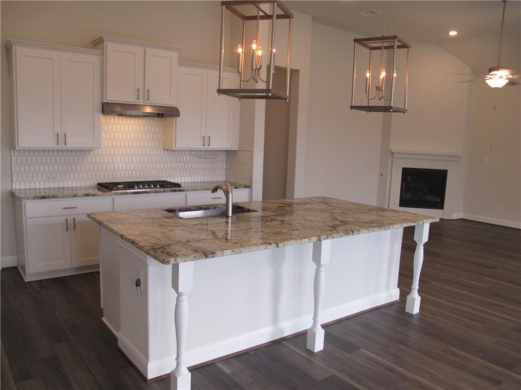 635 Spinnaker Loop Property Photo 2