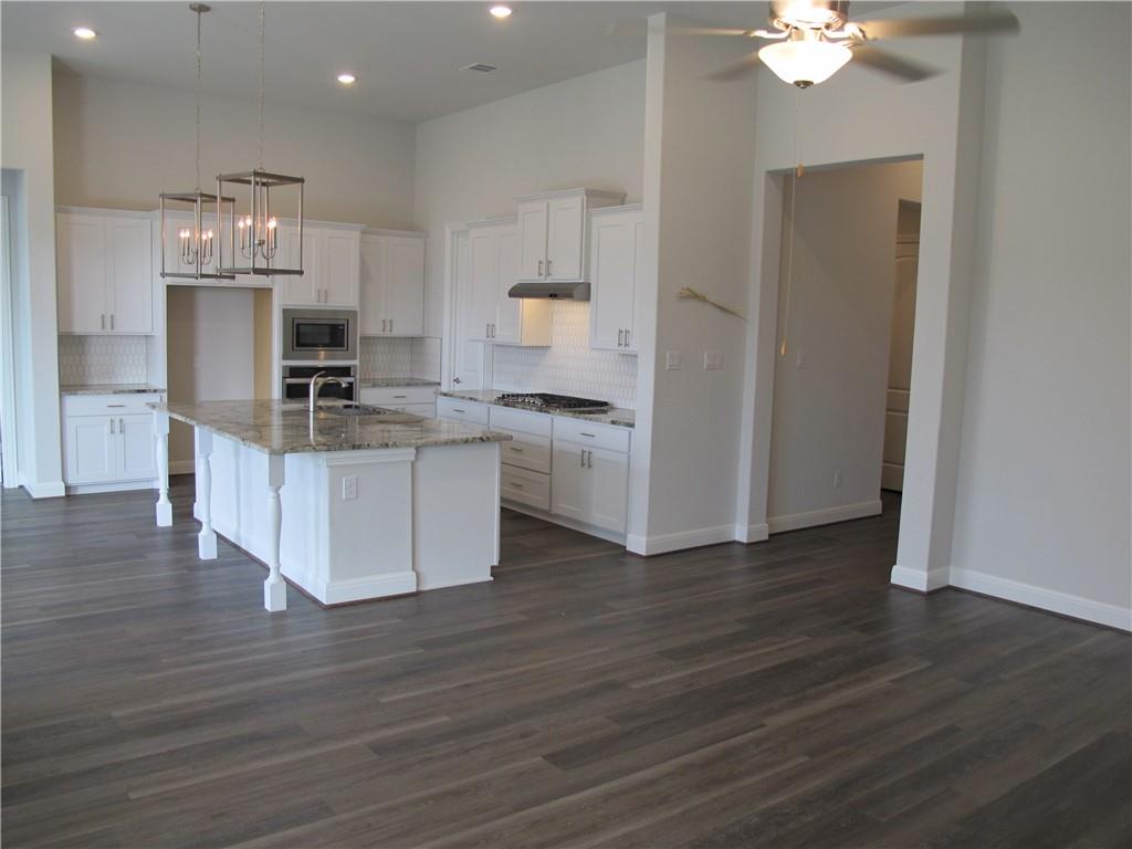 635 Spinnaker Loop Property Photo 6