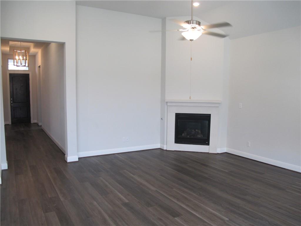635 Spinnaker Loop Property Photo 9