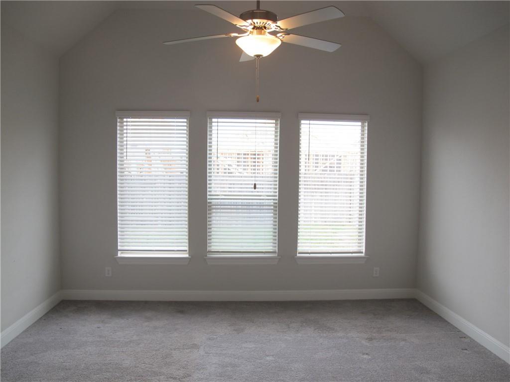 635 Spinnaker Loop Property Photo 14