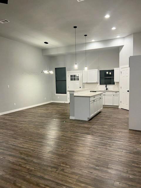 207 Laurel Ln Property Photo 2