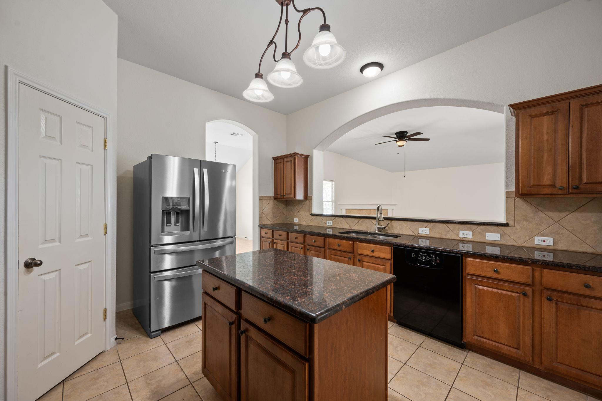 882 Shadow Creek Blvd Property Photo 11