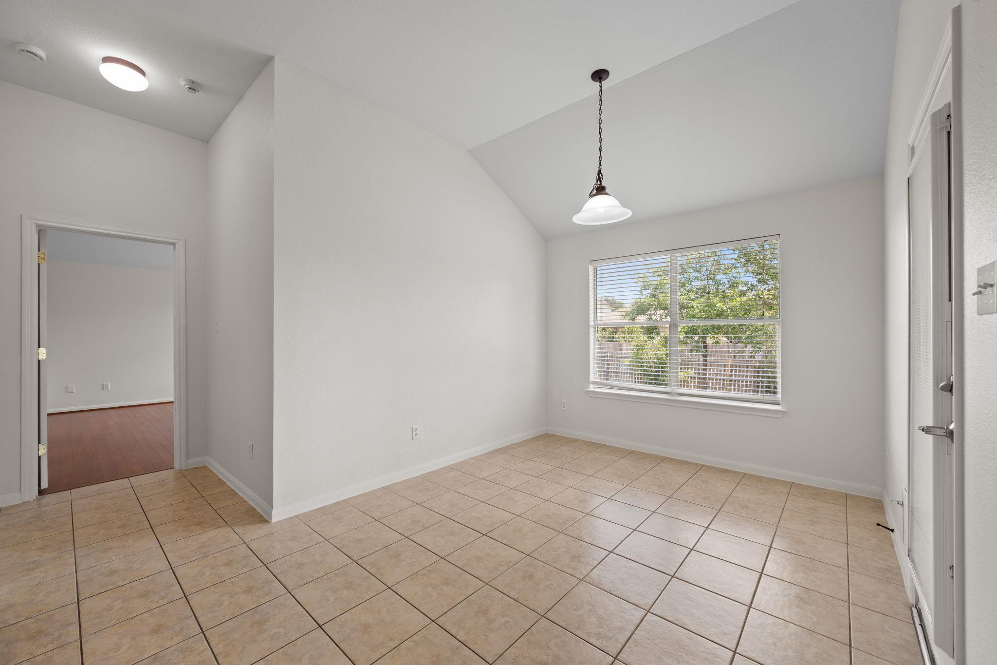 882 Shadow Creek Blvd Property Photo 13