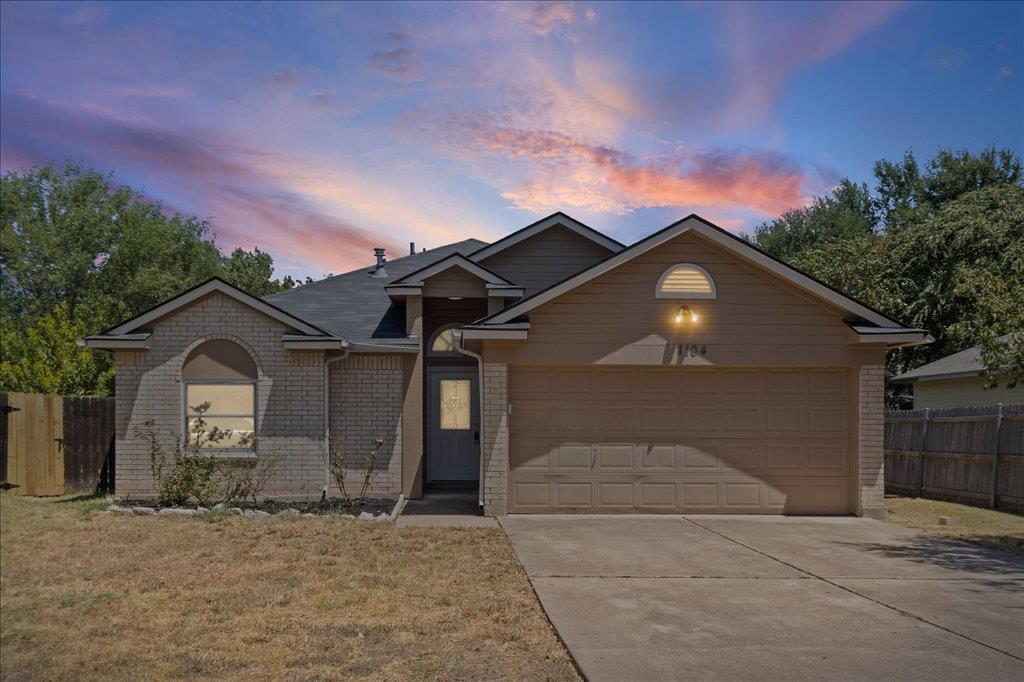 1104 Winecup Ct Property Photo 1