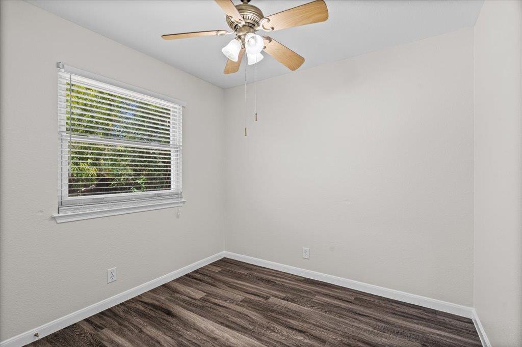 1104 Winecup Ct Property Photo 17