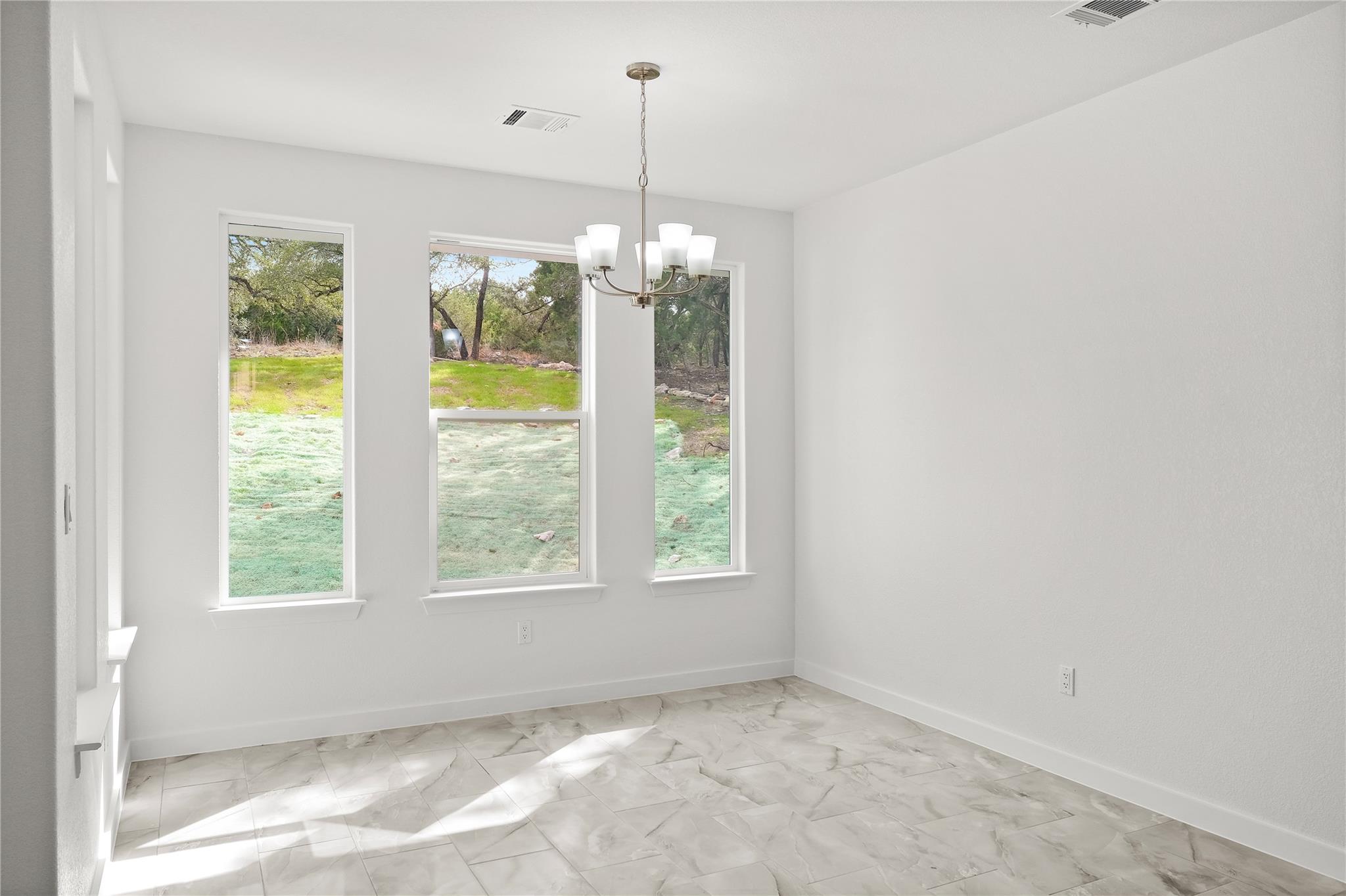 20714 Northland Dr Property Photo 13