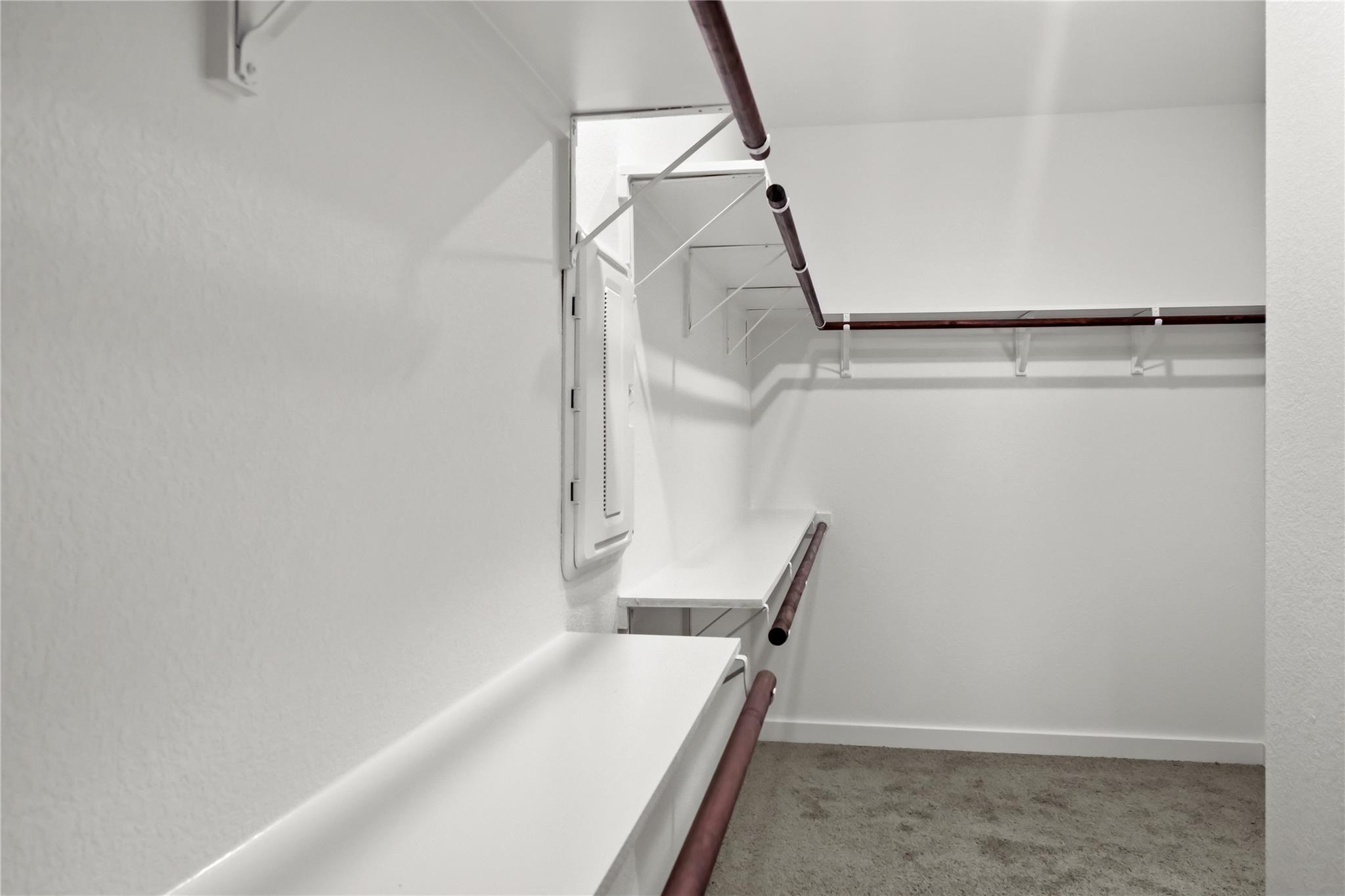 20714 Northland Dr Property Photo 24