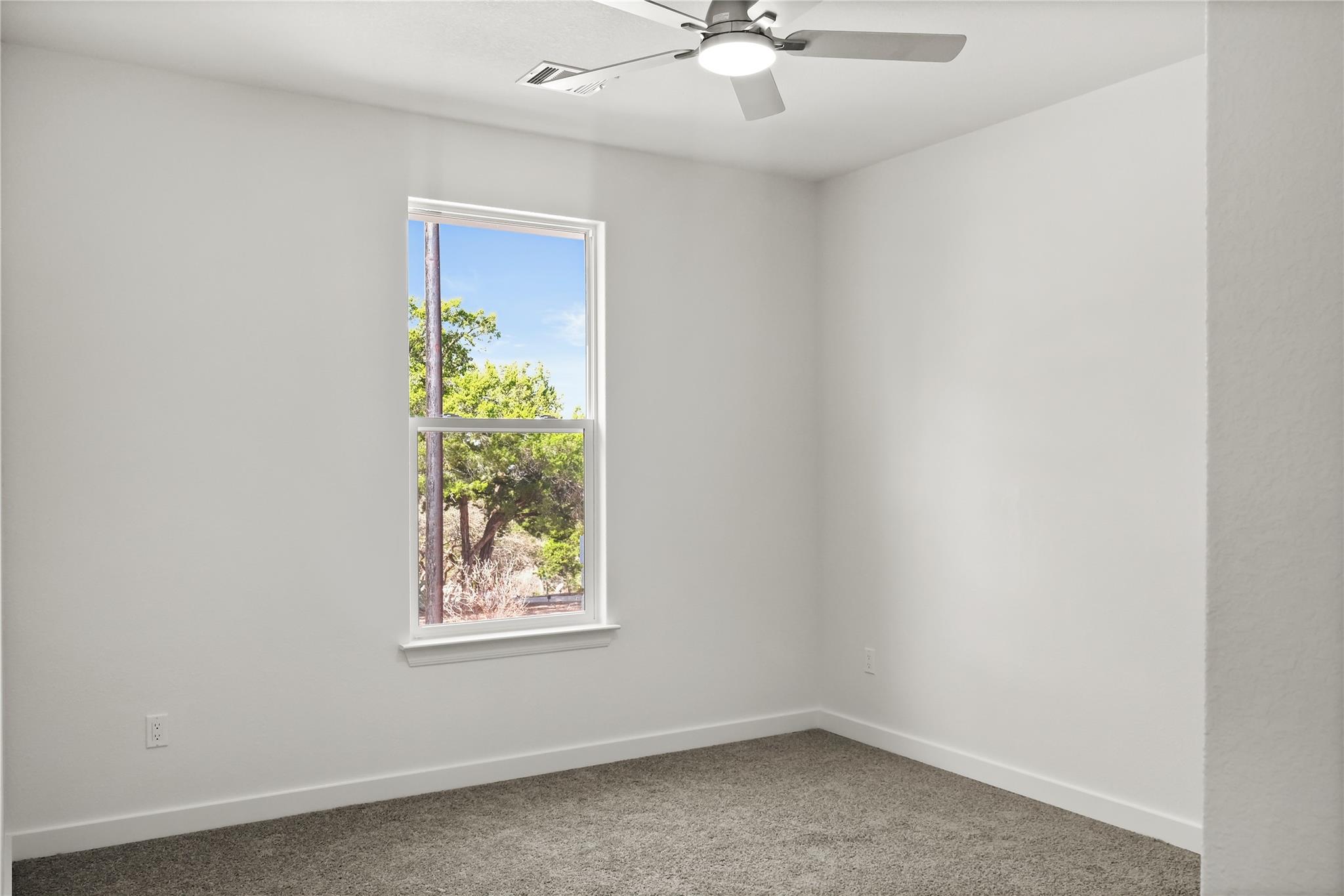 20714 Northland Dr Property Photo 29