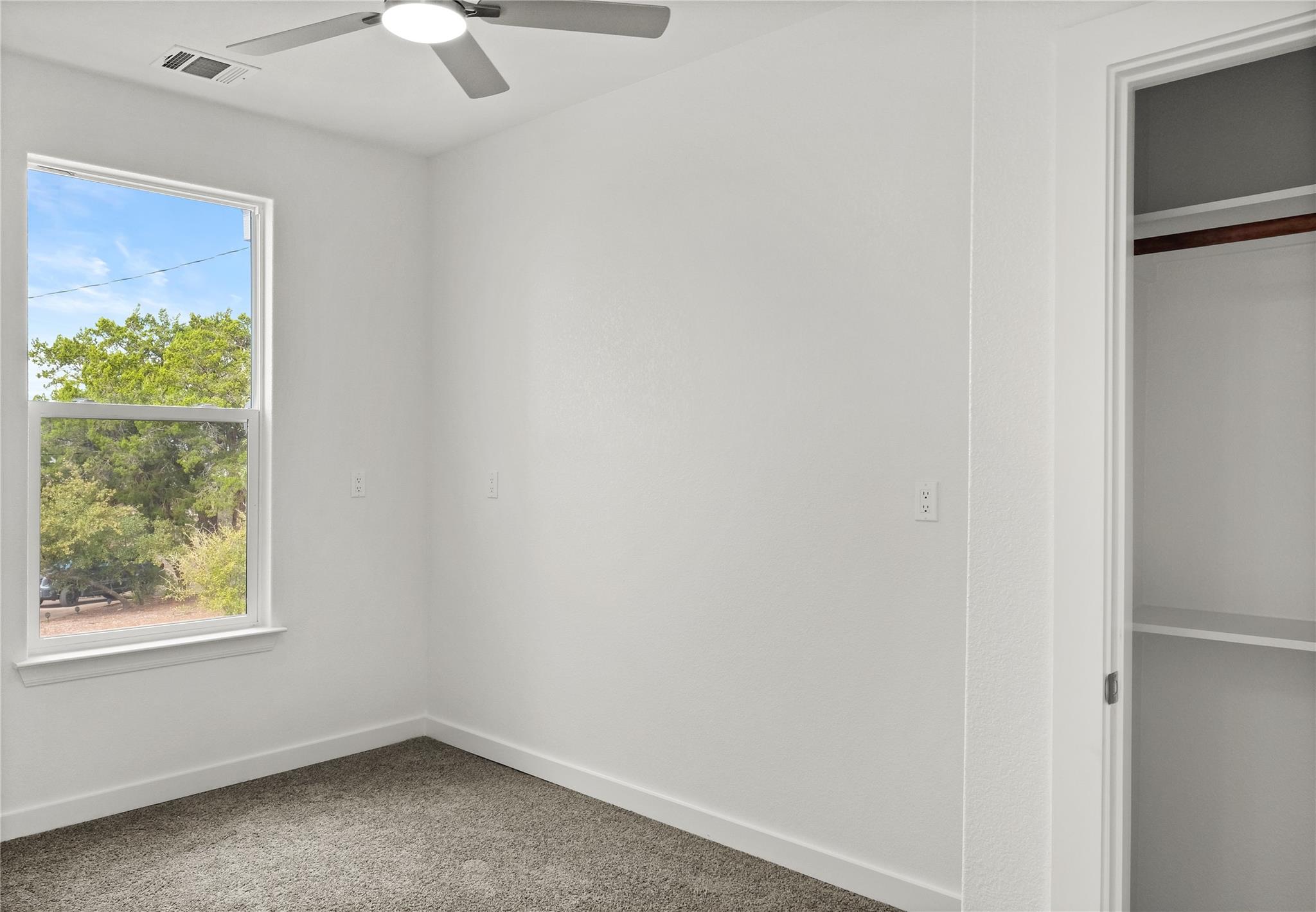 20714 Northland Dr Property Photo 32